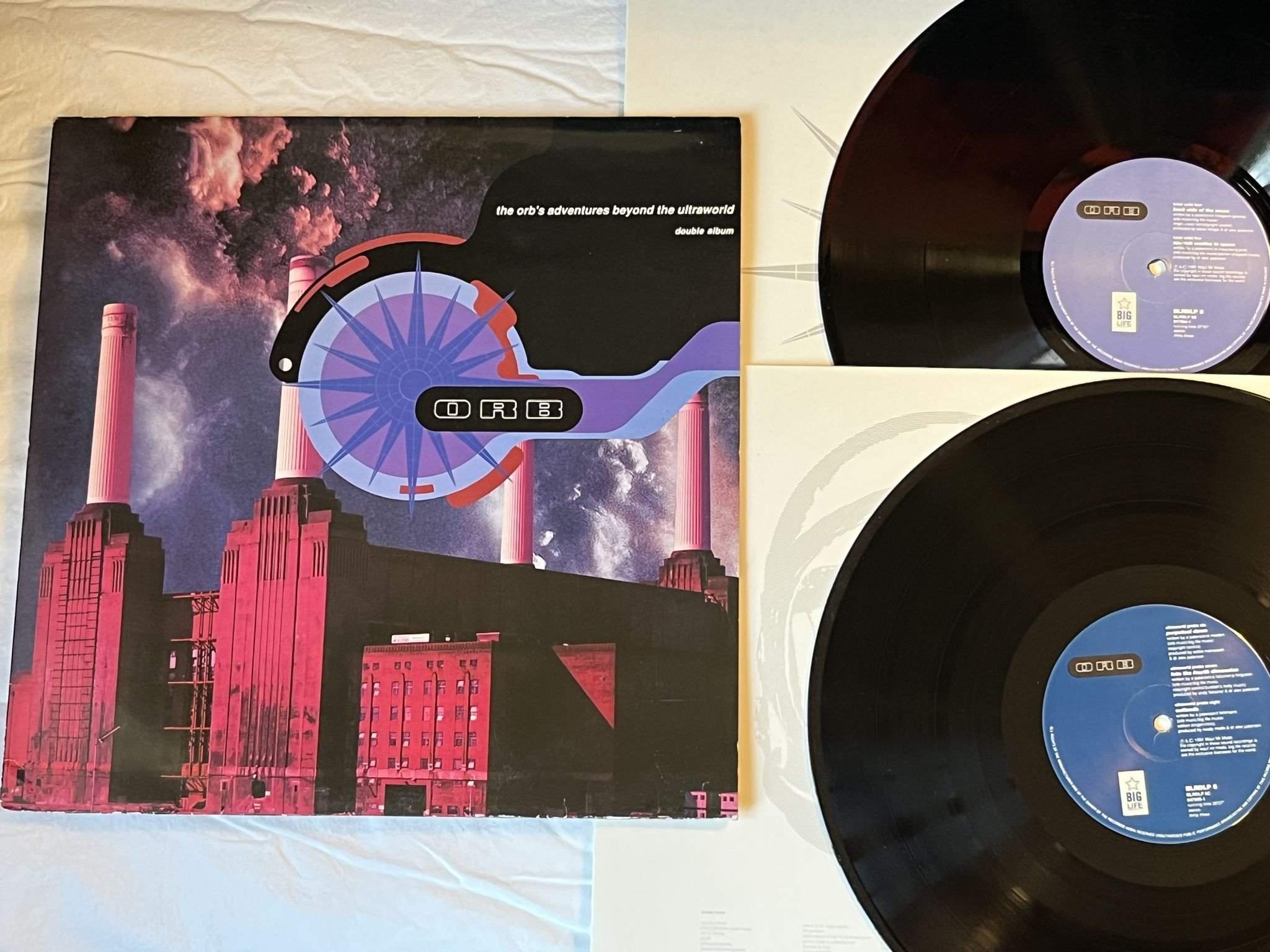 Omslagsbild för skivan ORB Adventures Beyond The Ultraworld 2xLP -91 BIG LIFE BLRDLP 5
