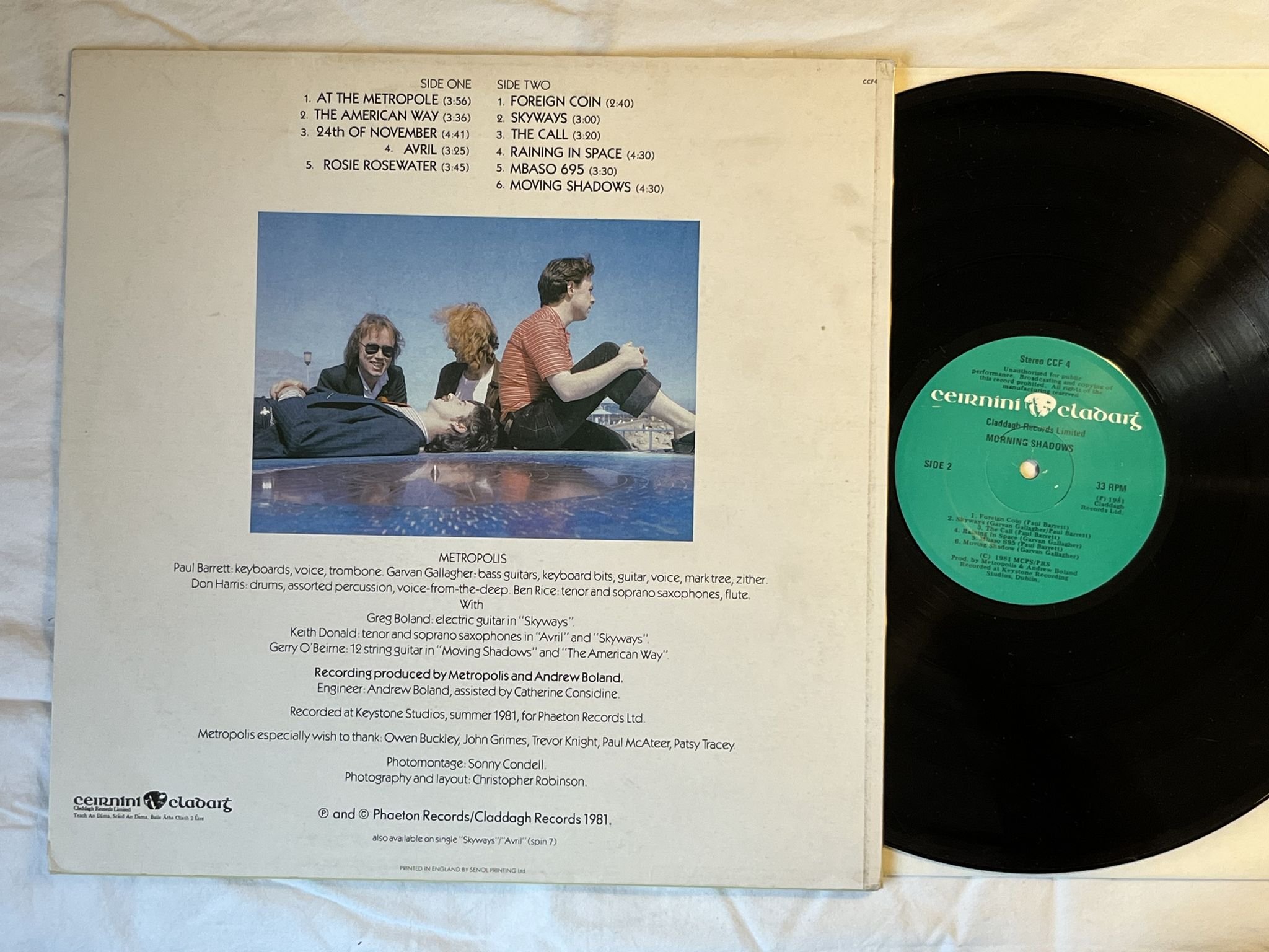 Omslagsbild för skivan METROPOLIS Morning Shadows LP -81 ireland CLADDAGH RECORDS CCF 4
