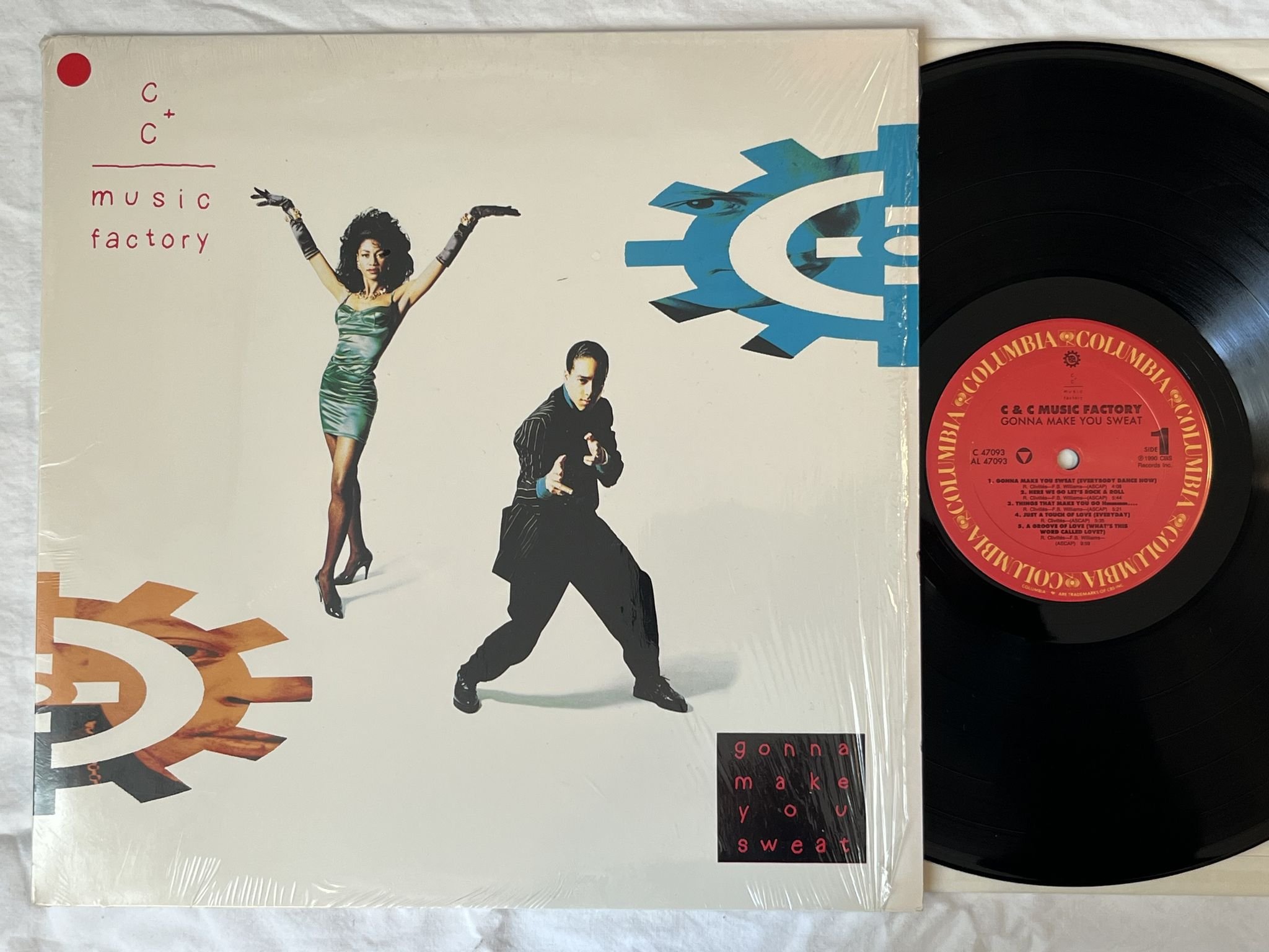 Omslagsbild för skivan C&C MUSIC FACTORY gonna make you sweat LP -90 US COLUMBIA C 47093