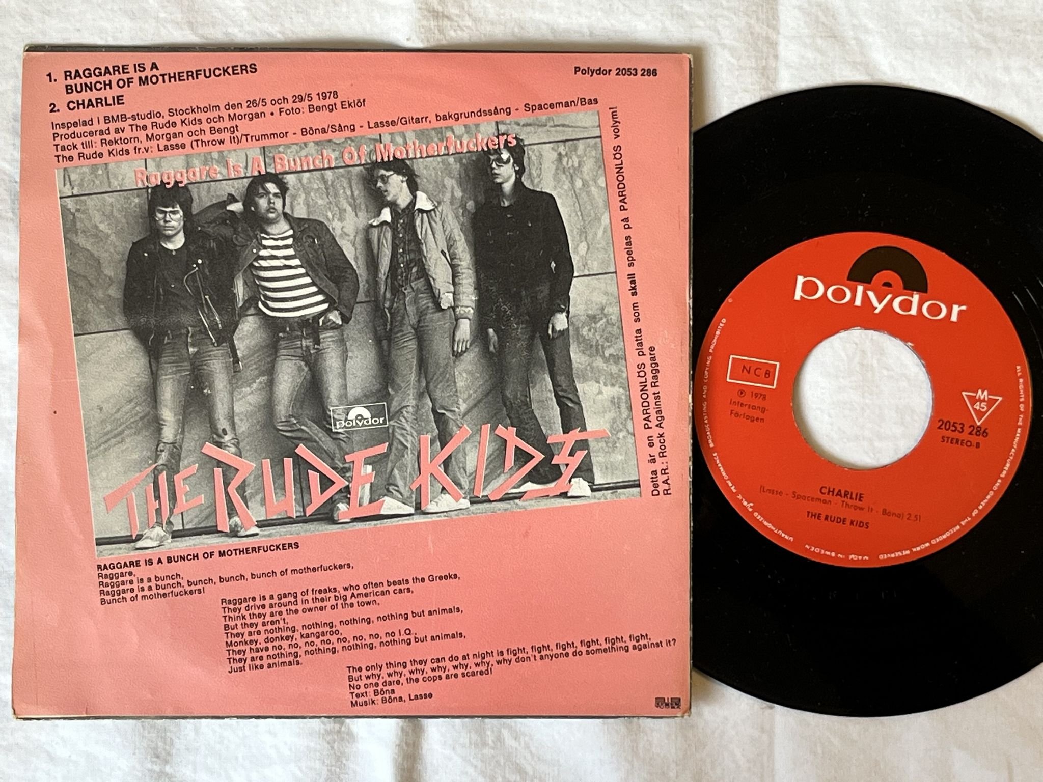 Omslagsbild för skivan THE RUDE KIDS Raggare Is A Bunch Of Motherfuckers 7" -78 POLYDOR 2053 286