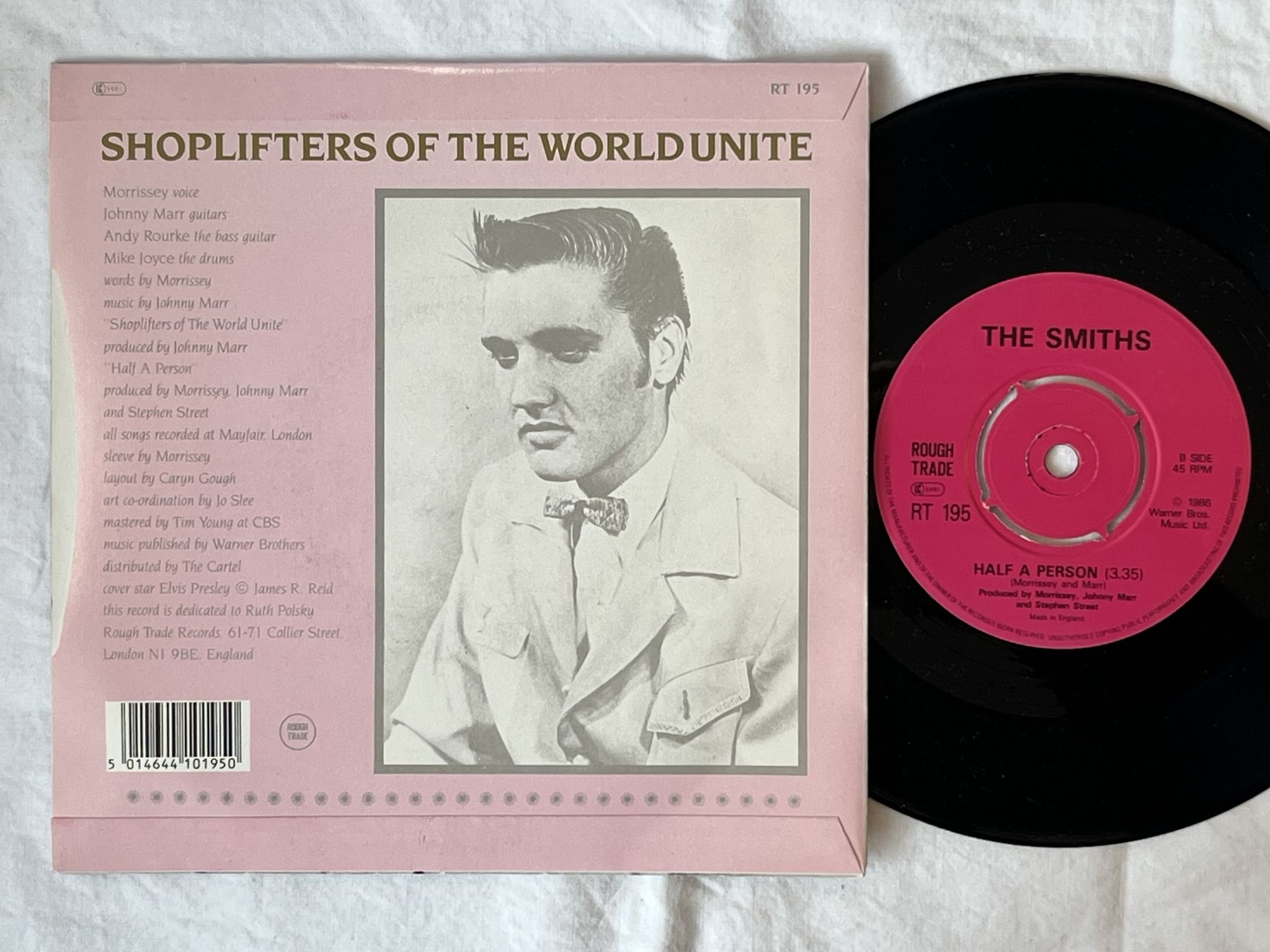 Omslagsbild för skivan THE SMITHS Shoplifters Of The World Unite 7" -87 UK ROUGH TRADE RT 195