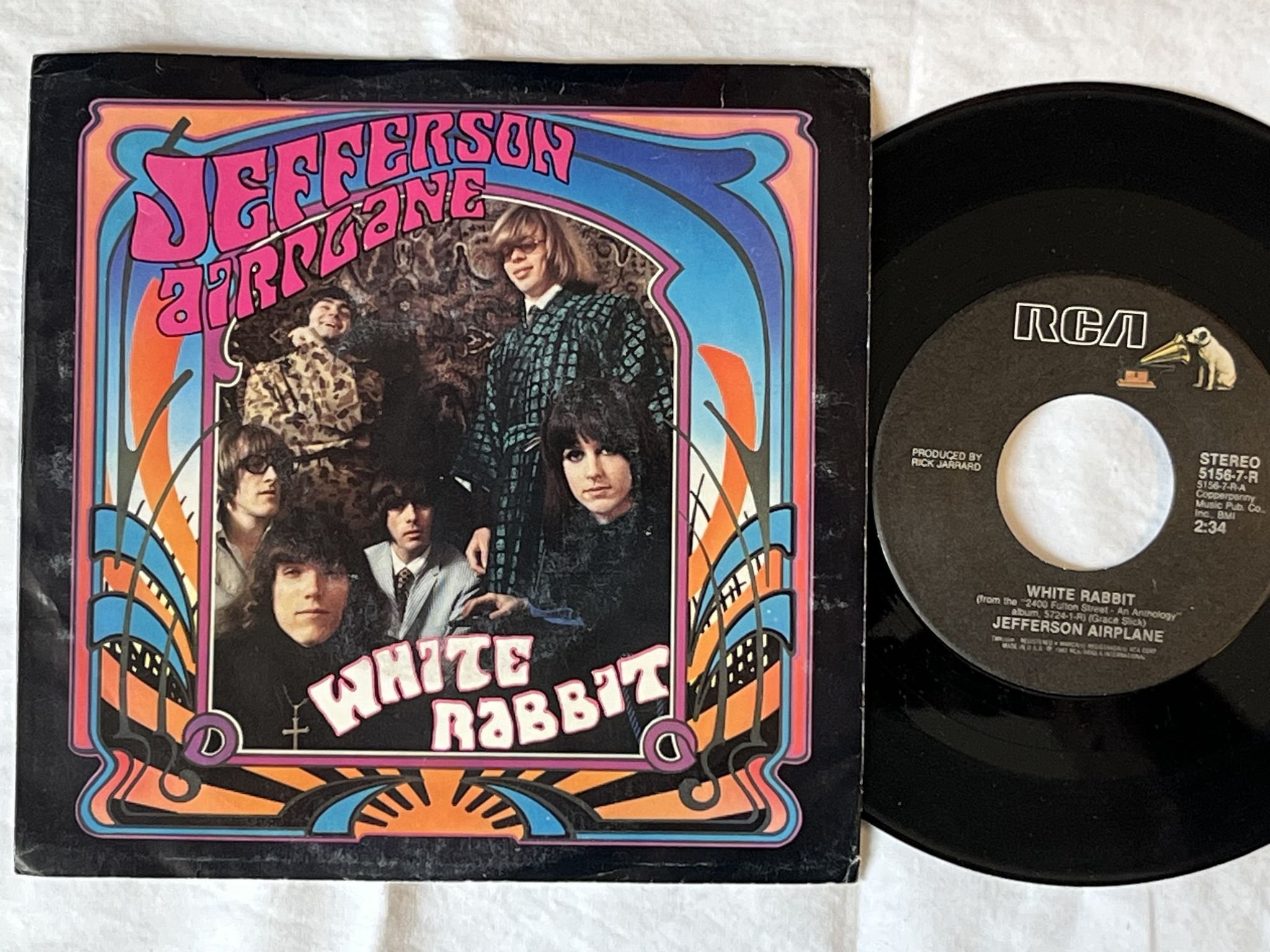 Omslagsbild för skivan JEFFERSON AIRPLANE White Rabbit 7" re -67/87 US RCA 5156-7-R