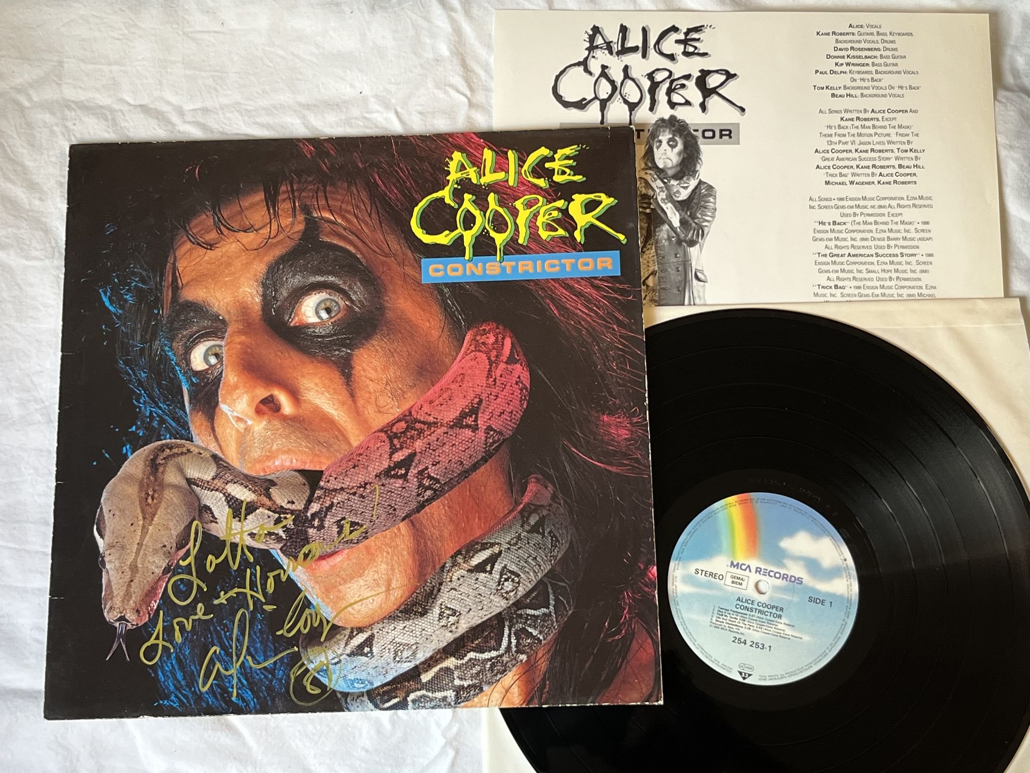 Omslagsbild för skivan ALICE COOPER constrictor LP -88 MCA 254253-1 *** SIGNED ***