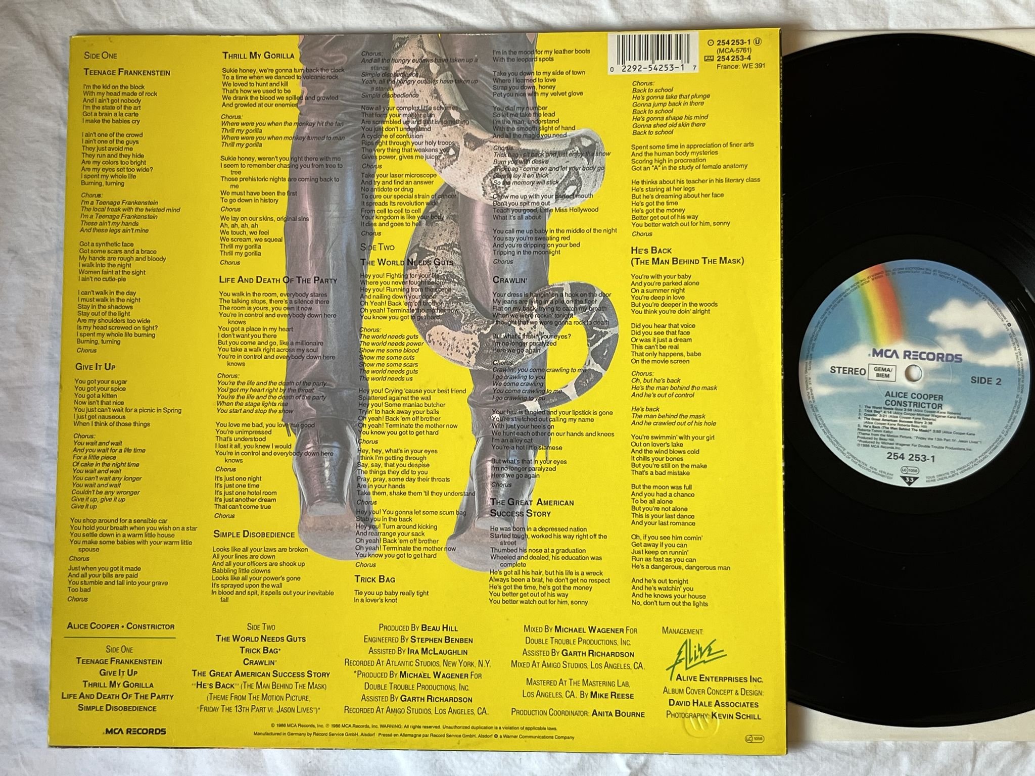 Omslagsbild för skivan ALICE COOPER constrictor LP -88 MCA 254253-1 *** SIGNED ***