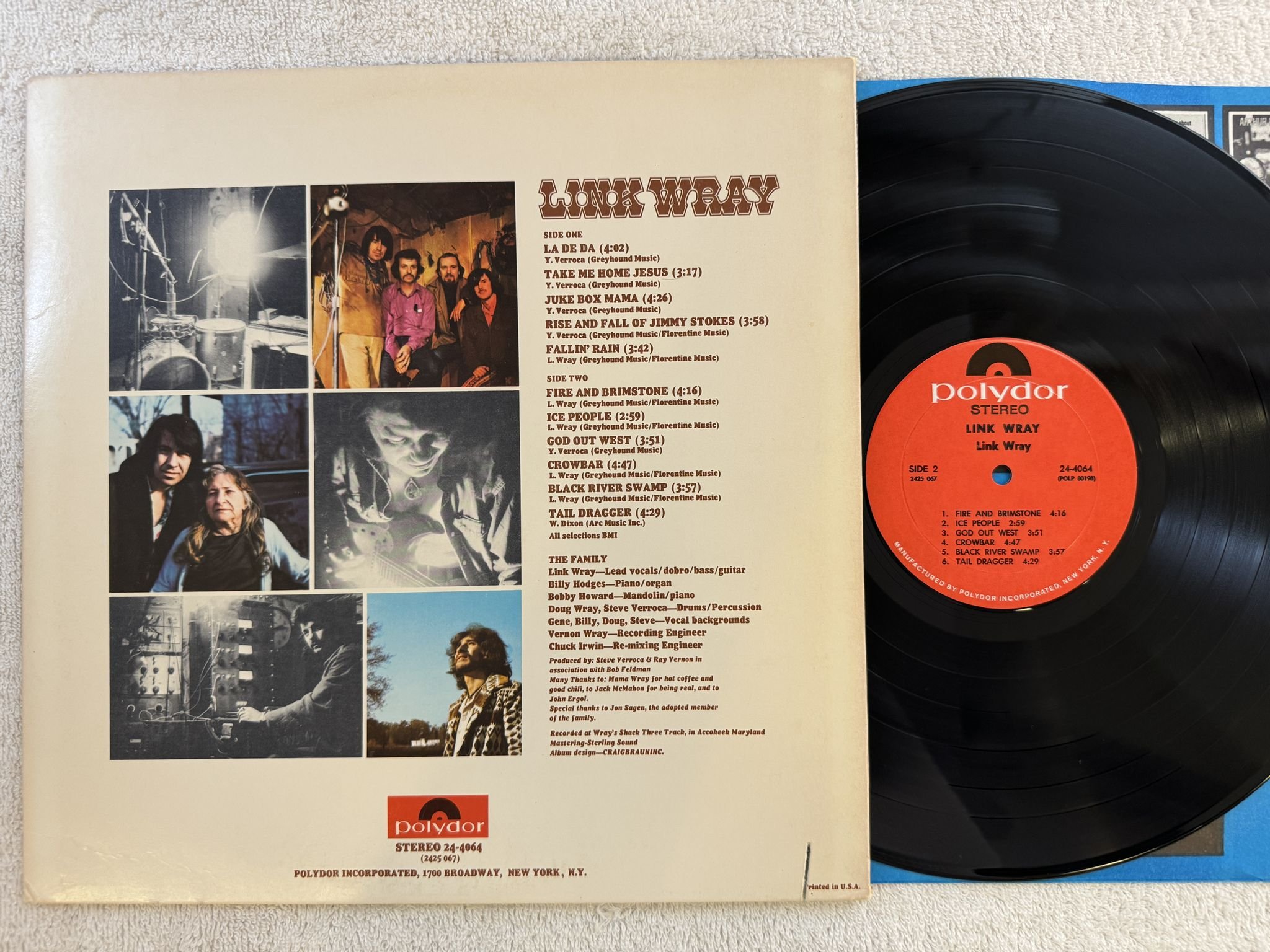 Omslagsbild för skivan LINK WRAY s/t LP -71 US POLYDOR 24-4064 ** Die Cut Unipak **