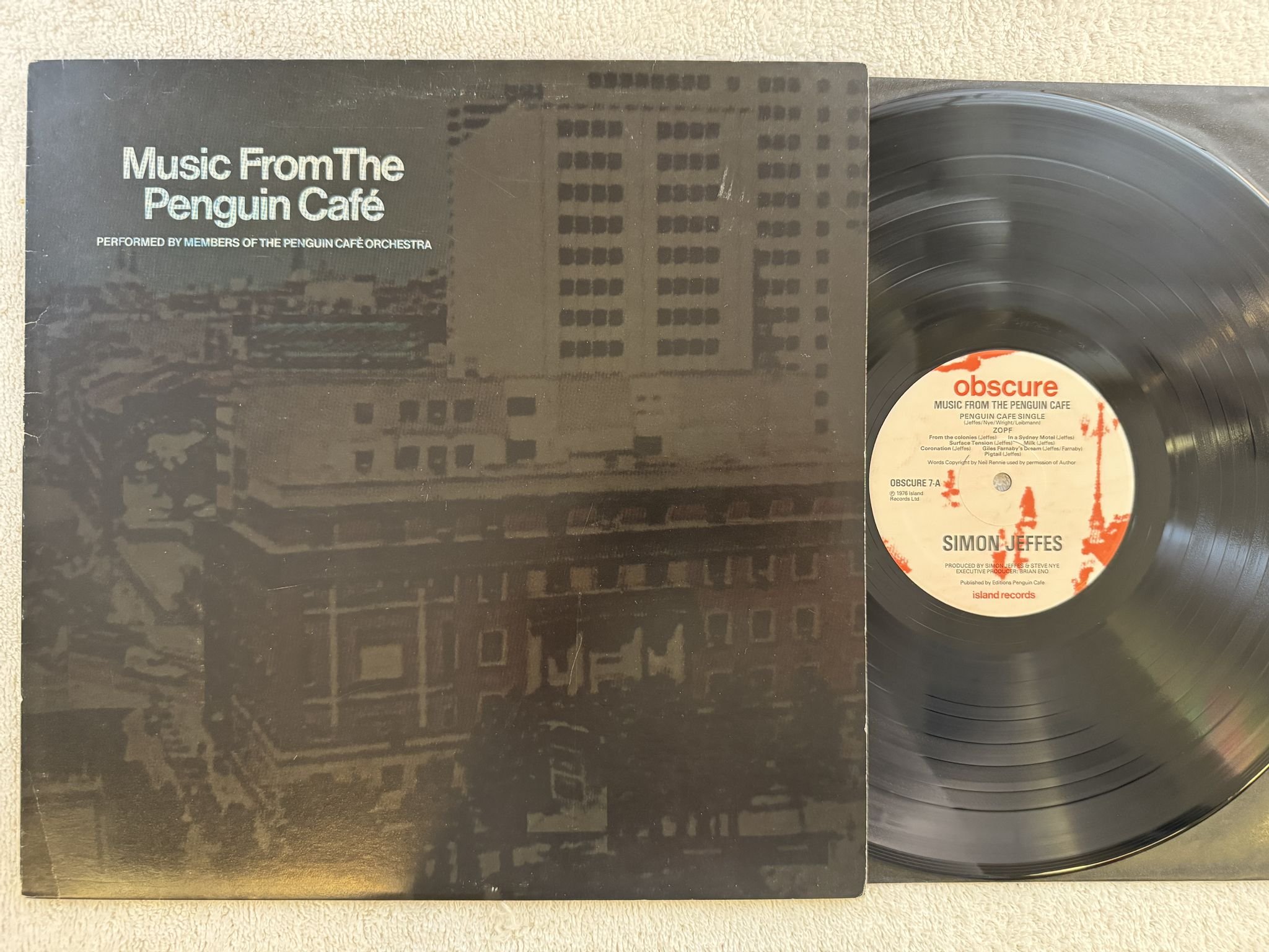 Omslagsbild för skivan SIMON JEFFES Music From The Penguin Café LP -76 UK obscure no. 7