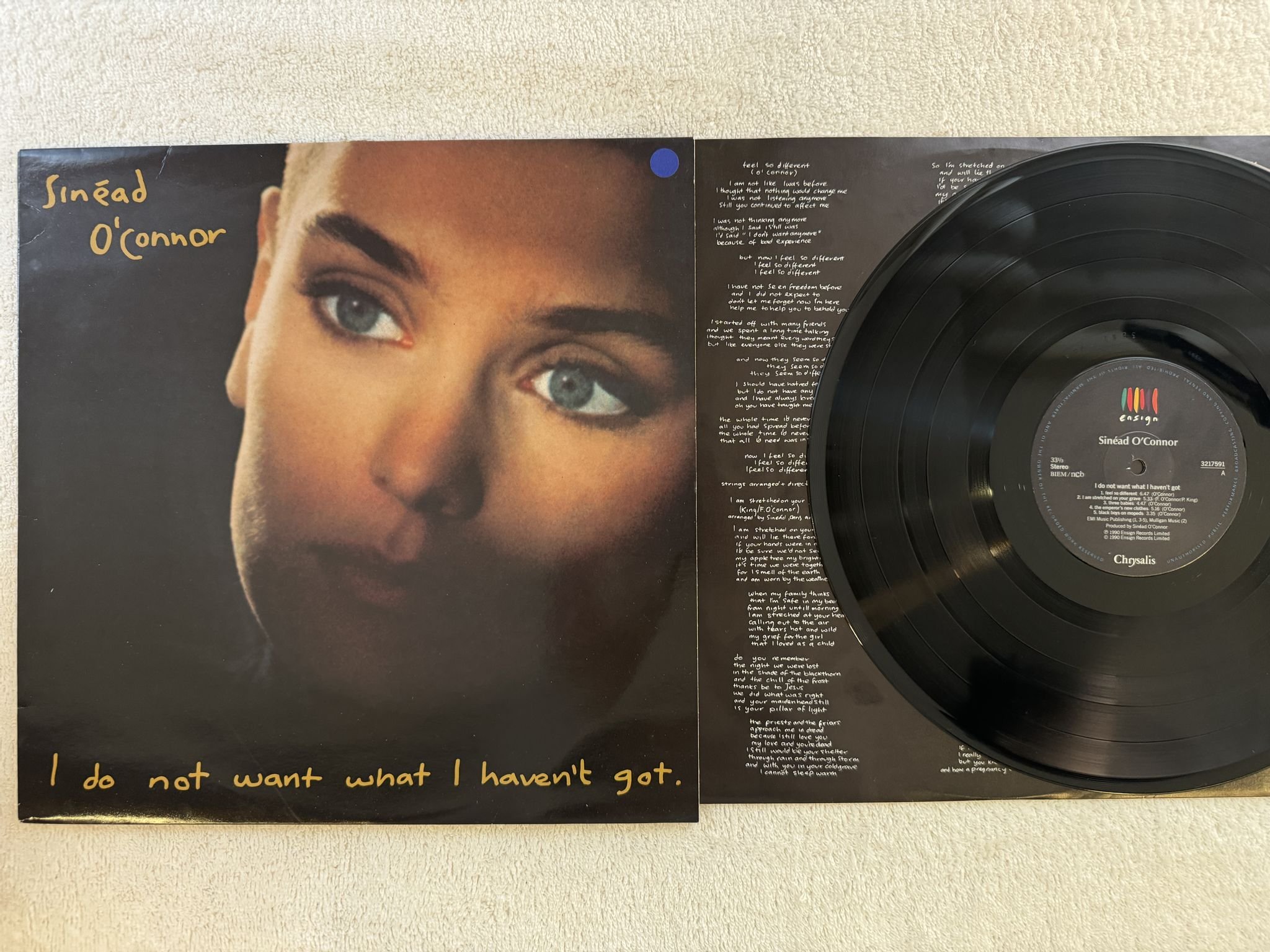 Omslagsbild för skivan SINEAD O'CONNOR I do not want what I haven't got LP -90 ncb ENSIGN 3217591