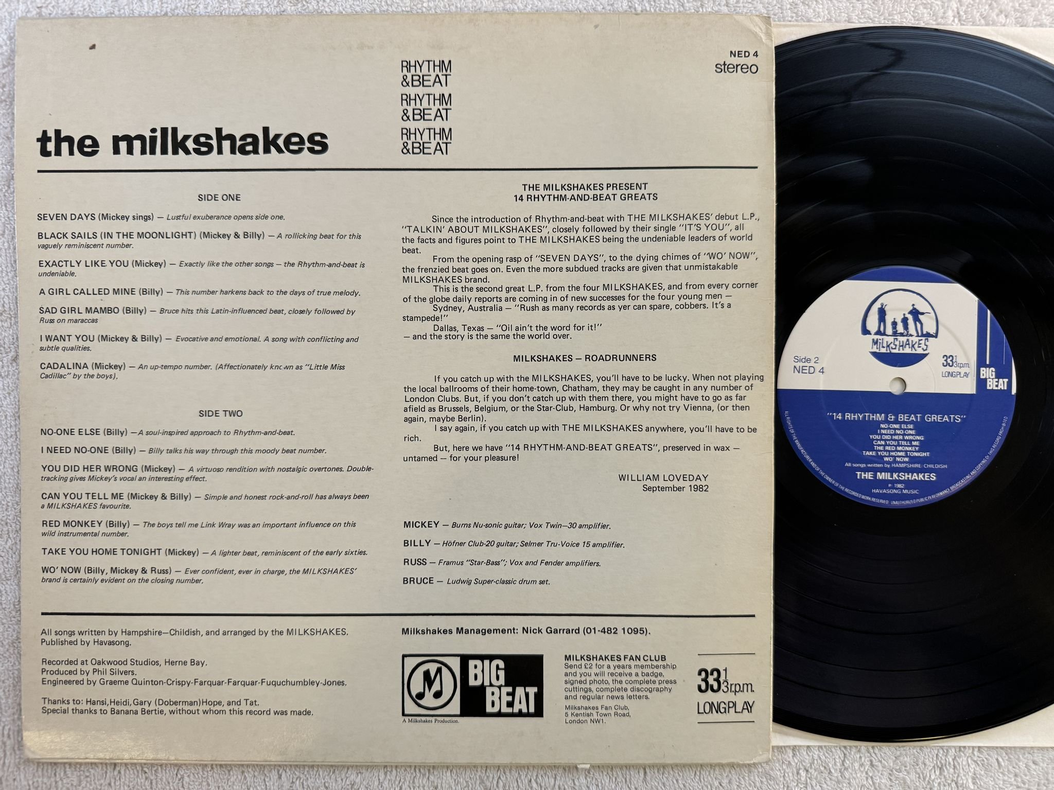 Omslagsbild för skivan THE MILKSHAKES 14 rhythm & beat greats LP -82 UK BI BEAT NED 4 ** GARAGE **