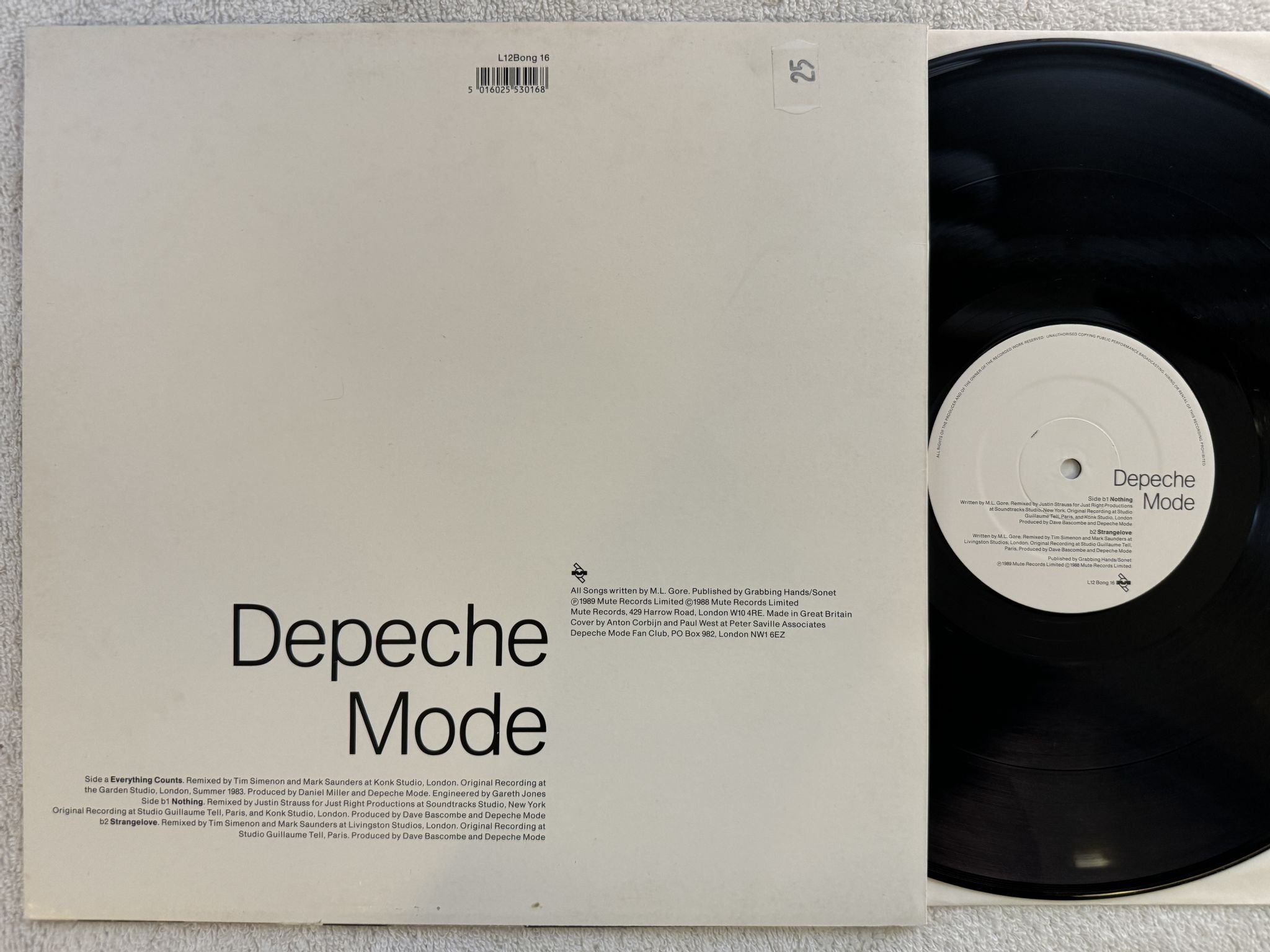 Omslagsbild för skivan DEPECHE MODE nothing 12" -89 MUTE L12 BONG 16