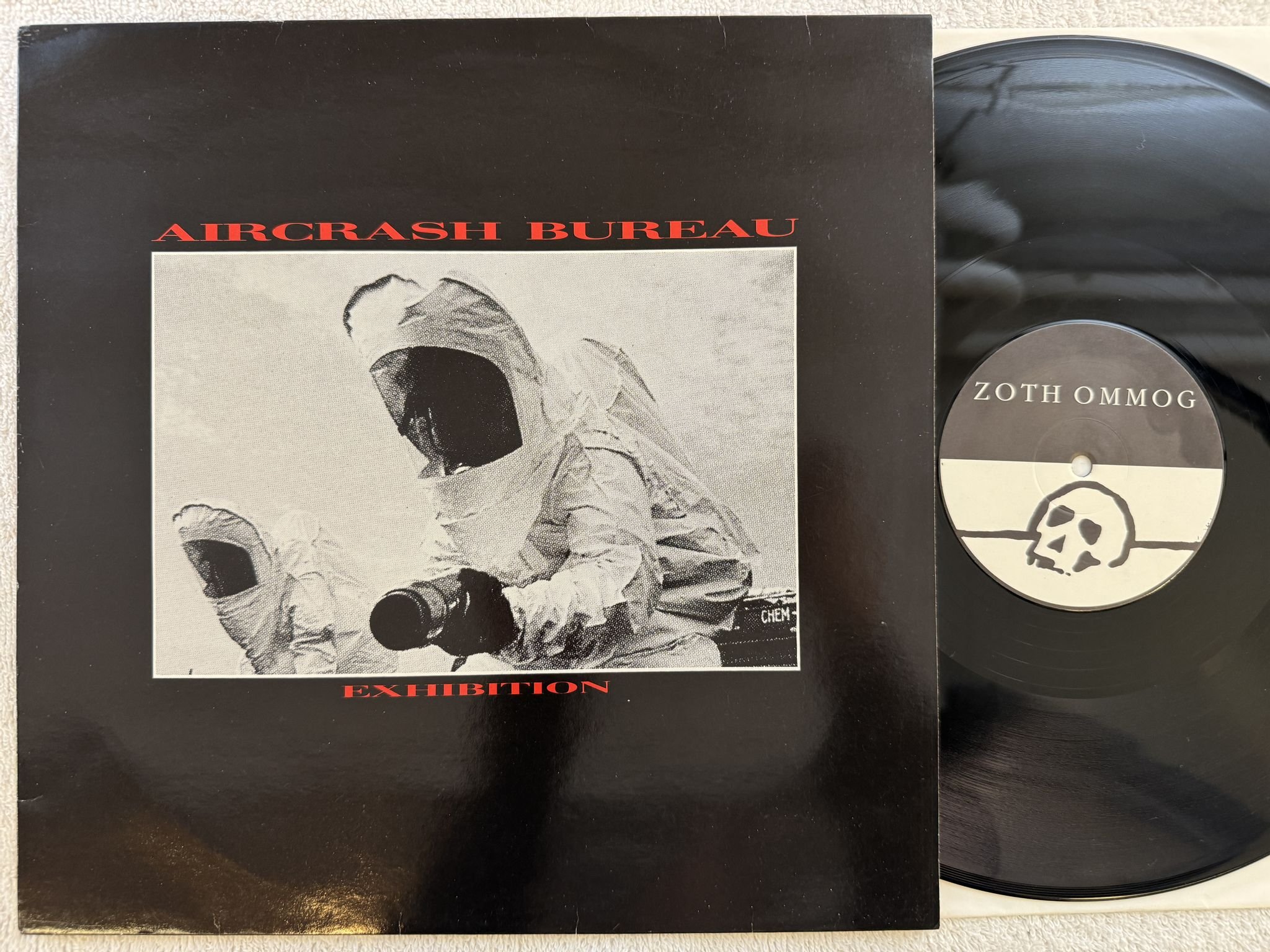 Omslagsbild för skivan AIRCRASH BUREAU Exhibition 12" -89 Ger ZOTH OMMOG ZOTH 004