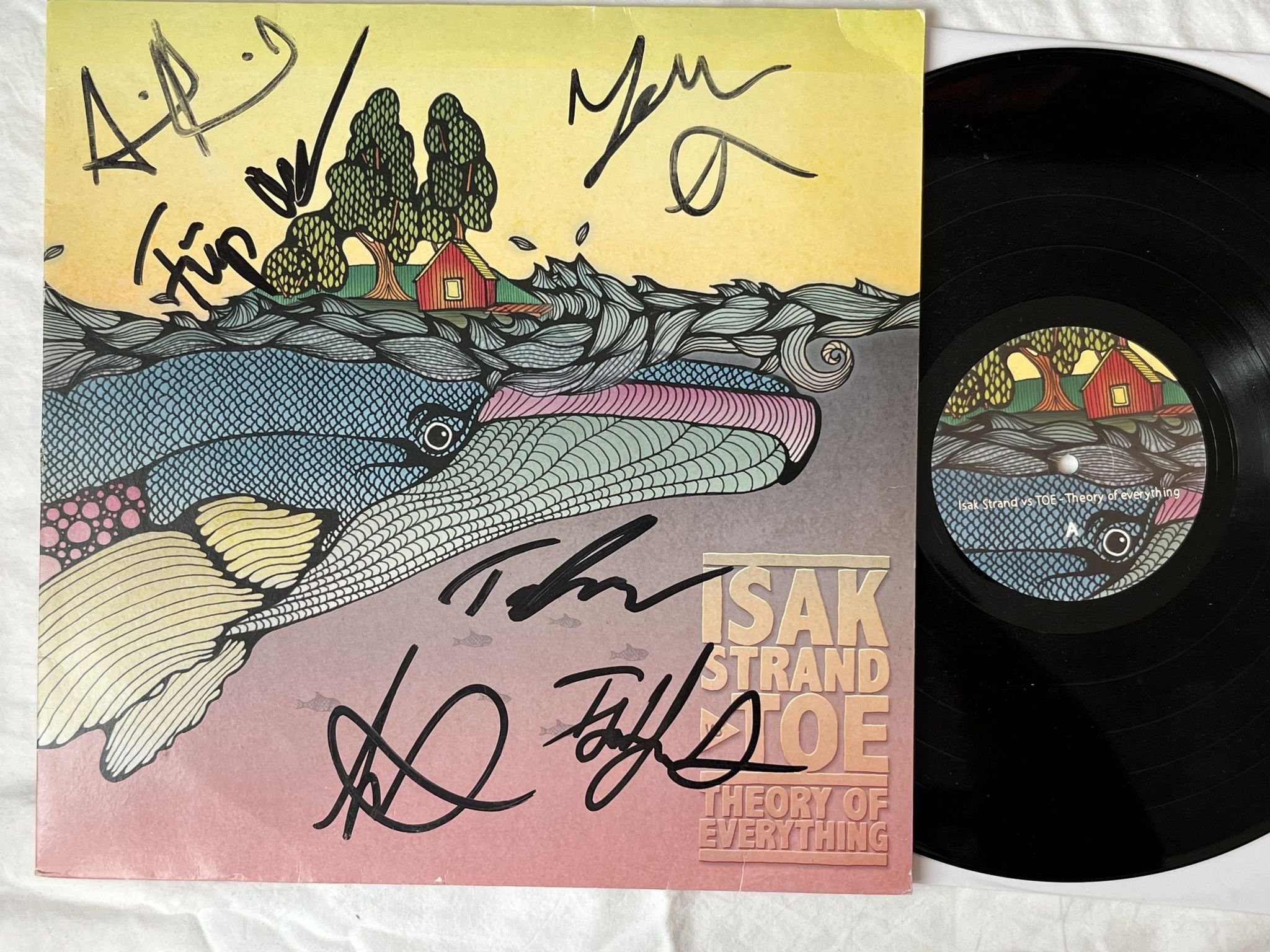 Omslagsbild för skivan ISAK STRAND vs. TOE< theory of everything LP 2013.SKINNY BOY ** SIGNED **