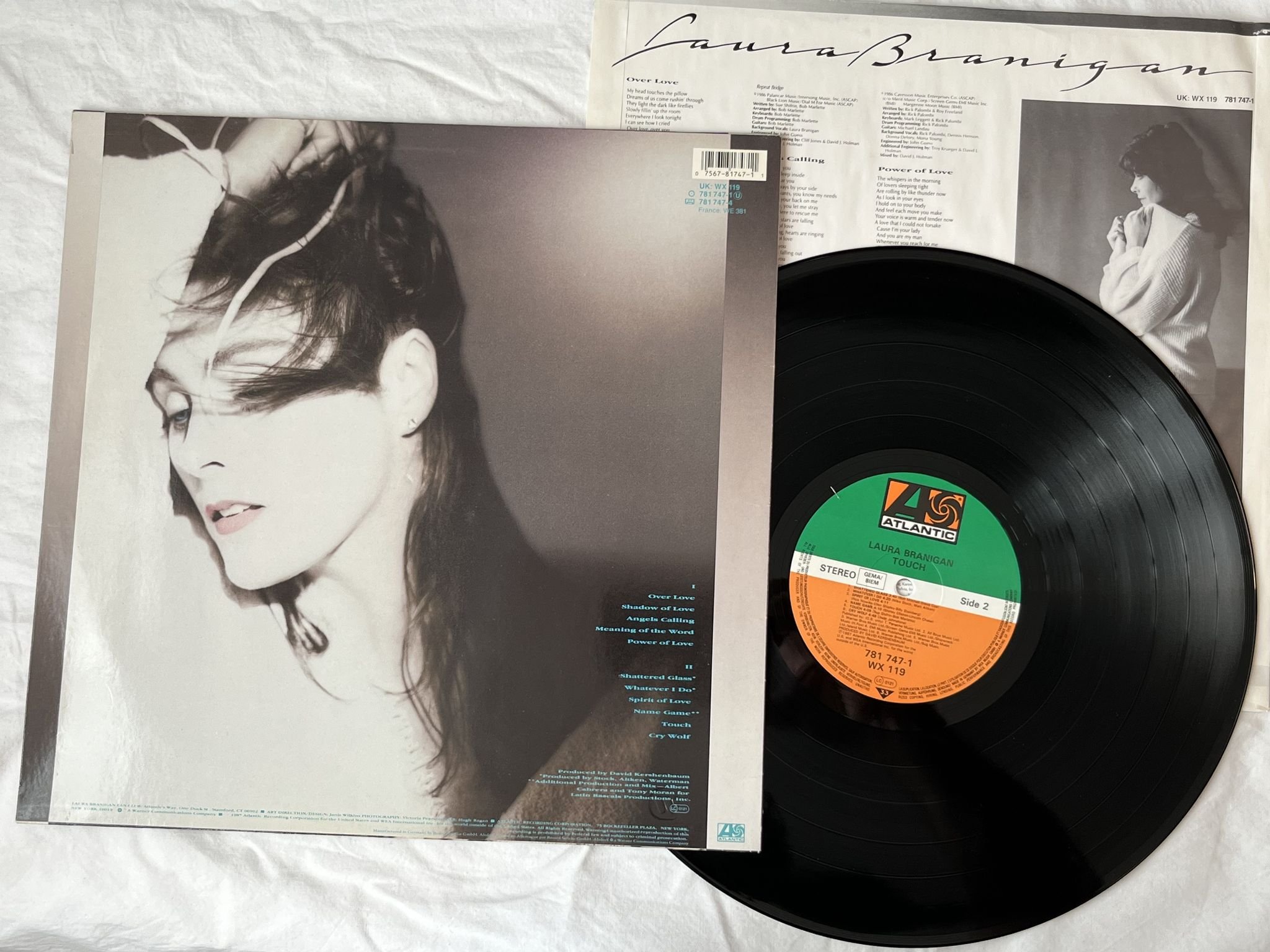 Omslagsbild för skivan LAURA BRANIGAN touch LP -87 Ger ATLANTIC 781747-1 *** SIGNED ***