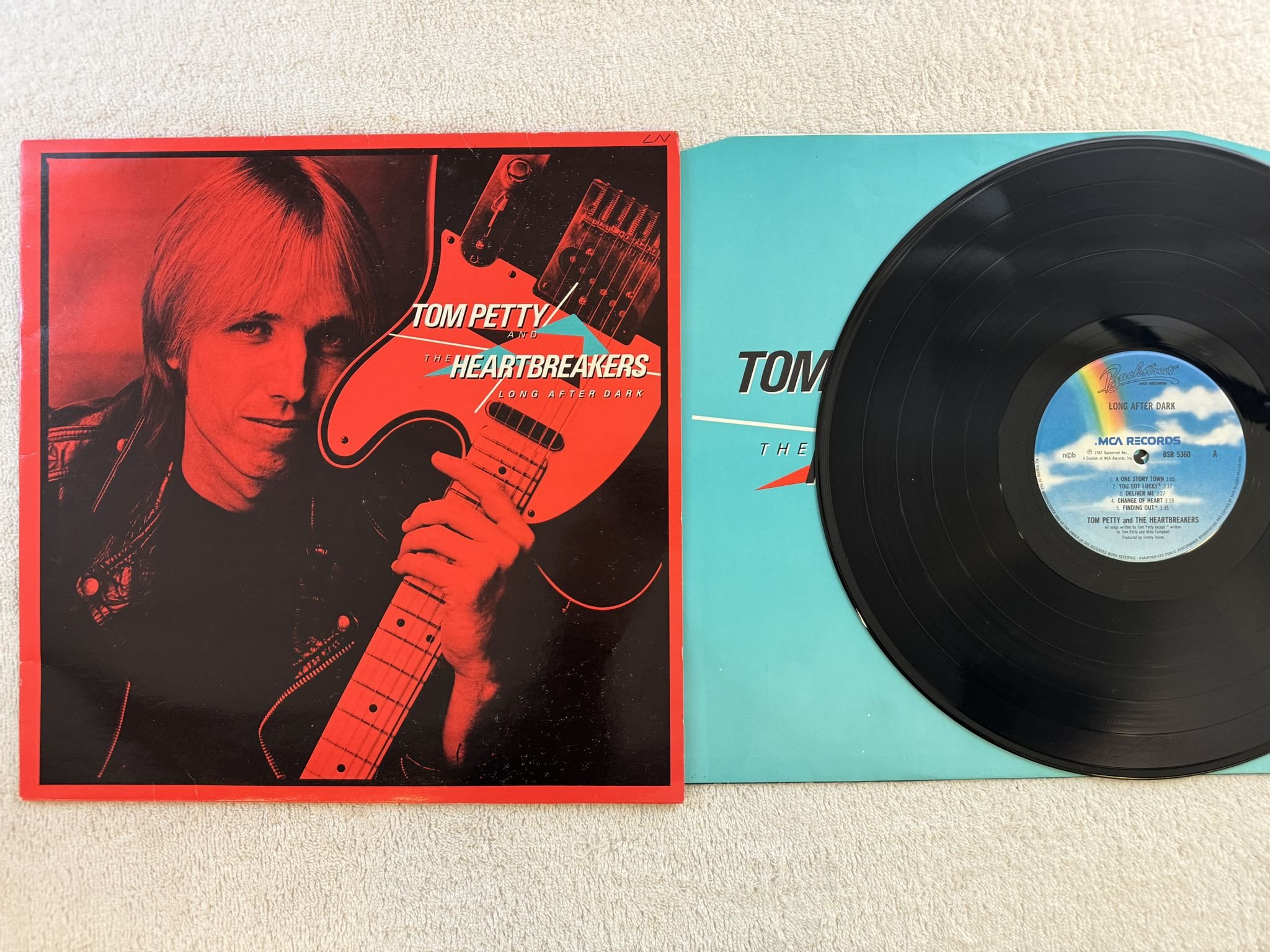 Omslagsbild för skivan TOM PETTY long after dark LP -82 ncb MCA BSR 5360