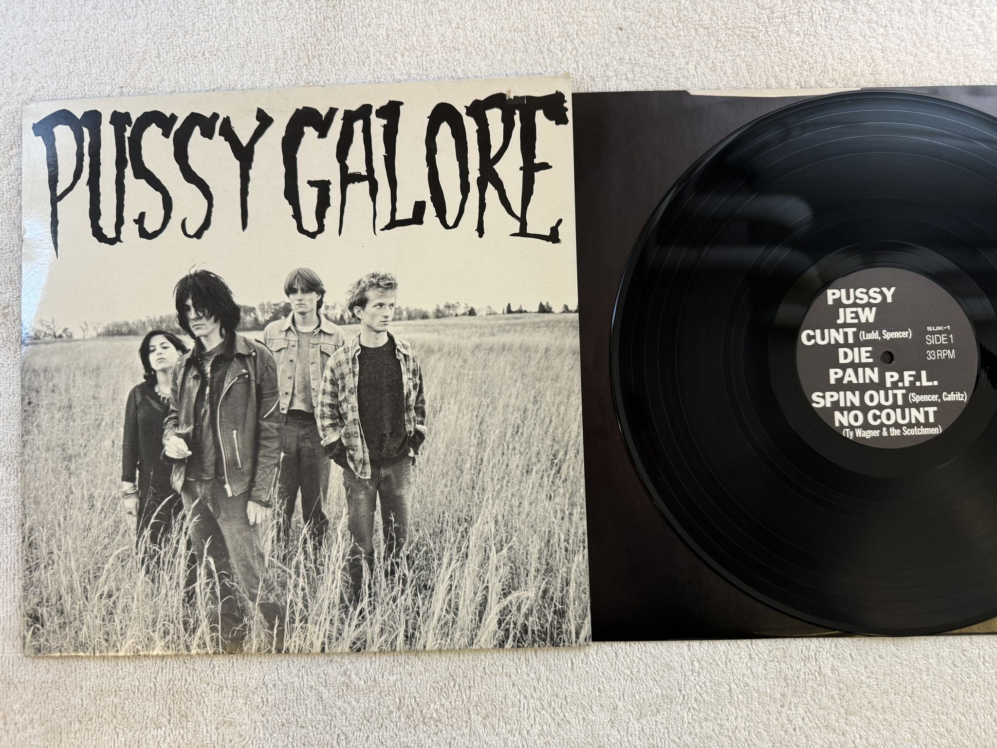 Omslagsbild för skivan PUSSY GALORE Groovy Hate Fuck LP -87 US Vinyl Drip International – SUK 1