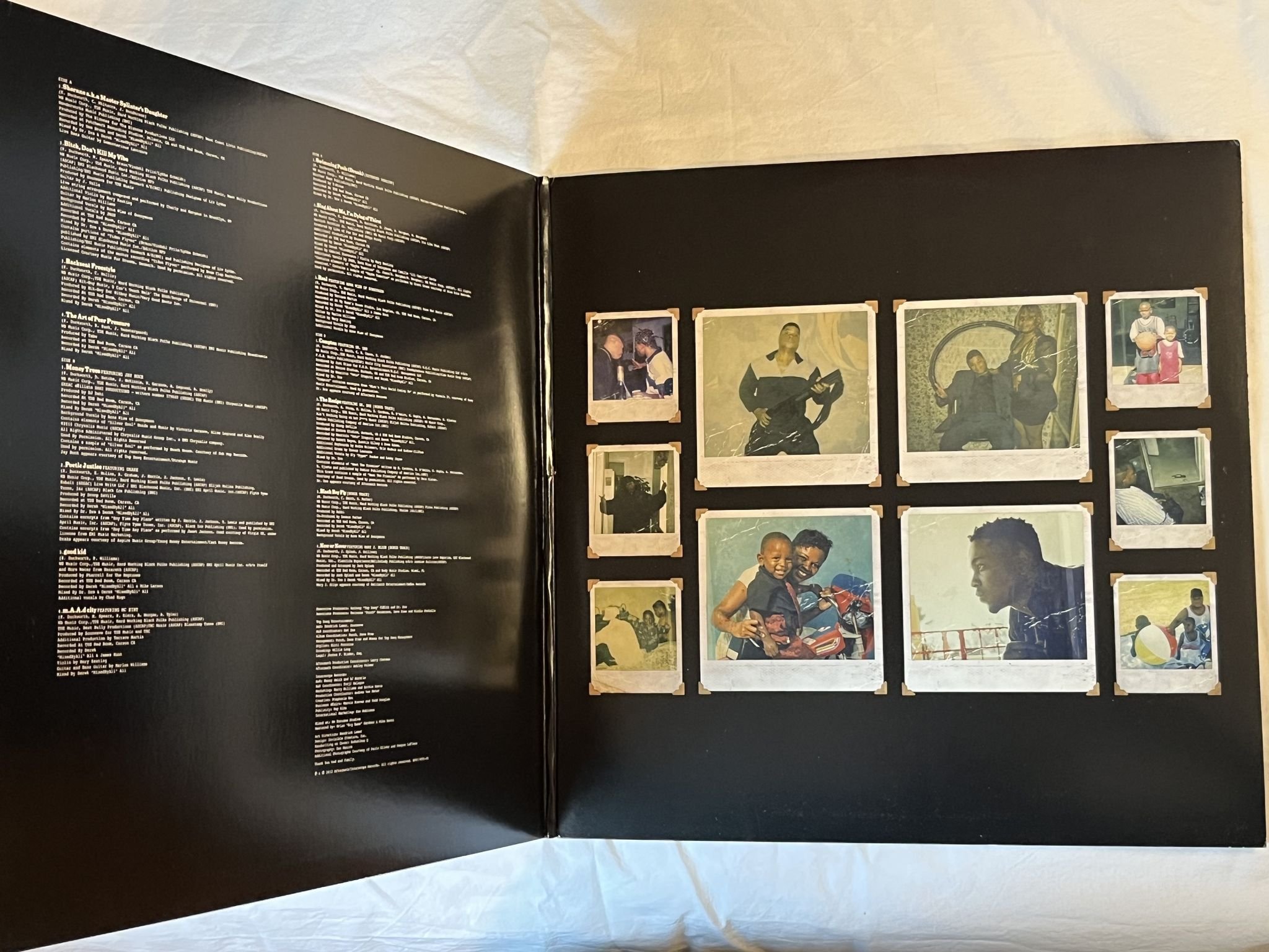 Omslagsbild för skivan KENDRICK LAMAR Good Kid, M.A.A.D City 2xLP 2012 US AFTERMATH B0017695-01