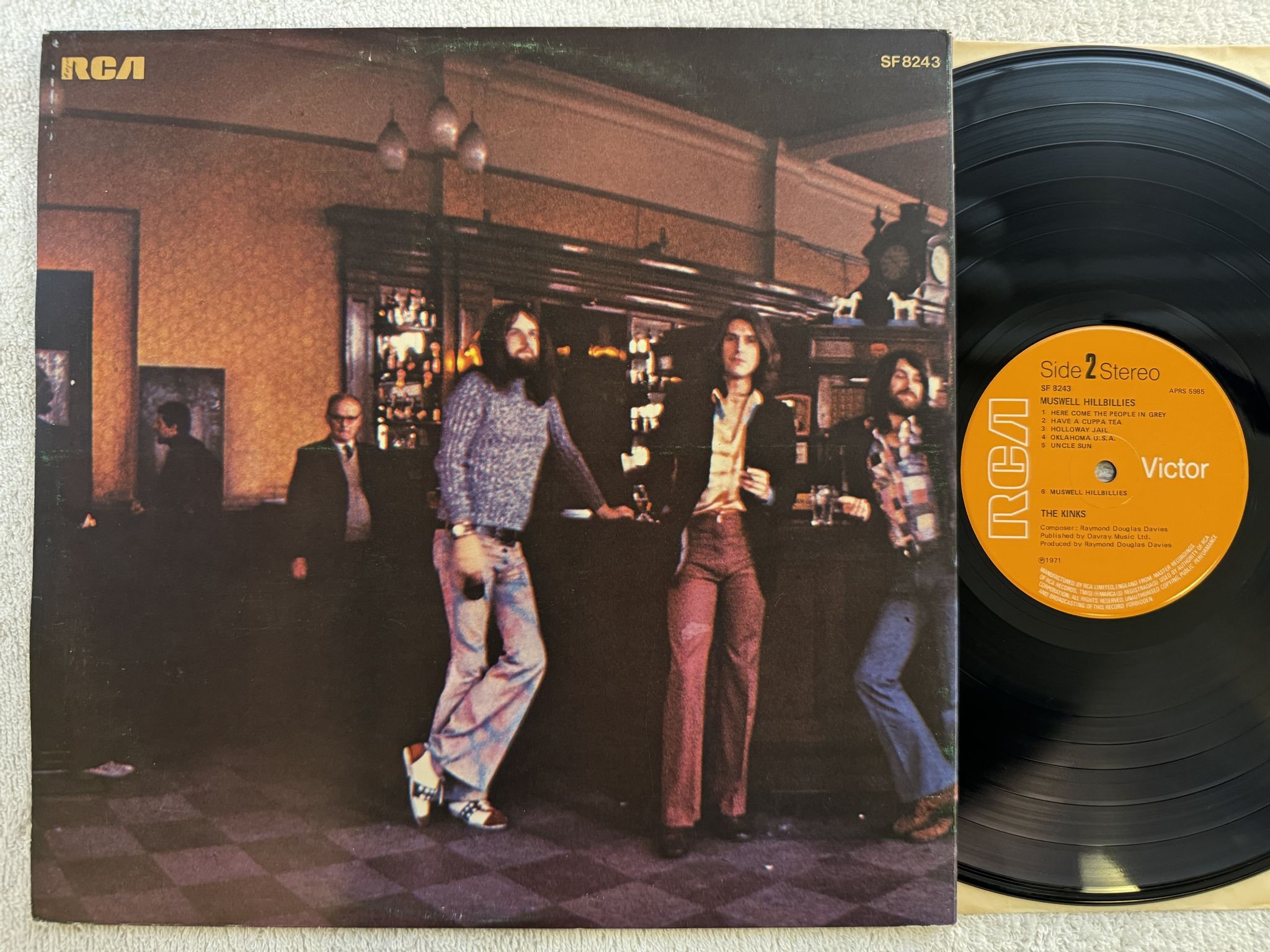 Omslagsbild för skivan THE KINKS mushwell hillbillies LP -71 UK RCA SF 8243