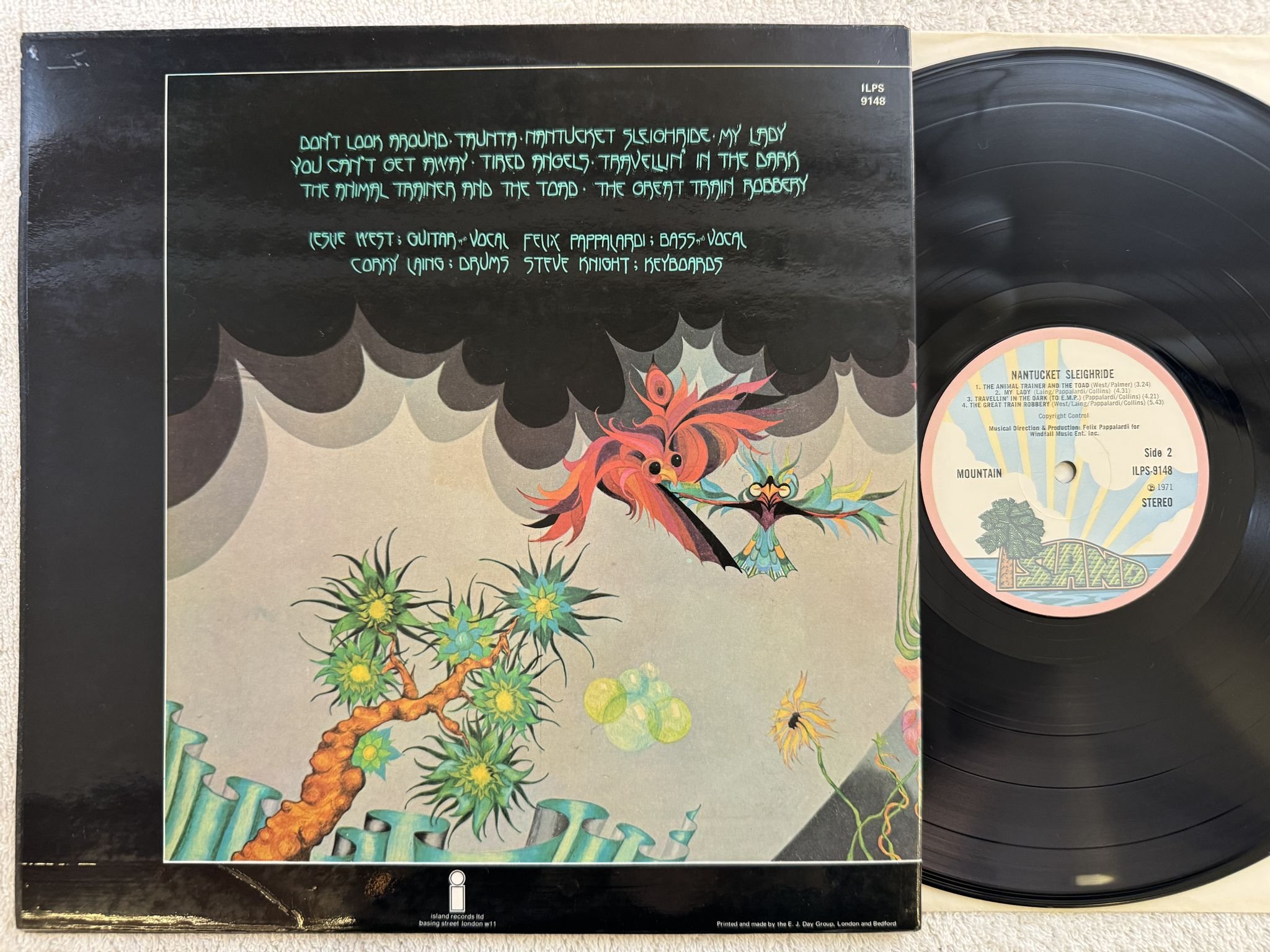 Omslagsbild för skivan MOUNTAIN nantucket sleighride LP -71 UK ISLAND ILPS 9148