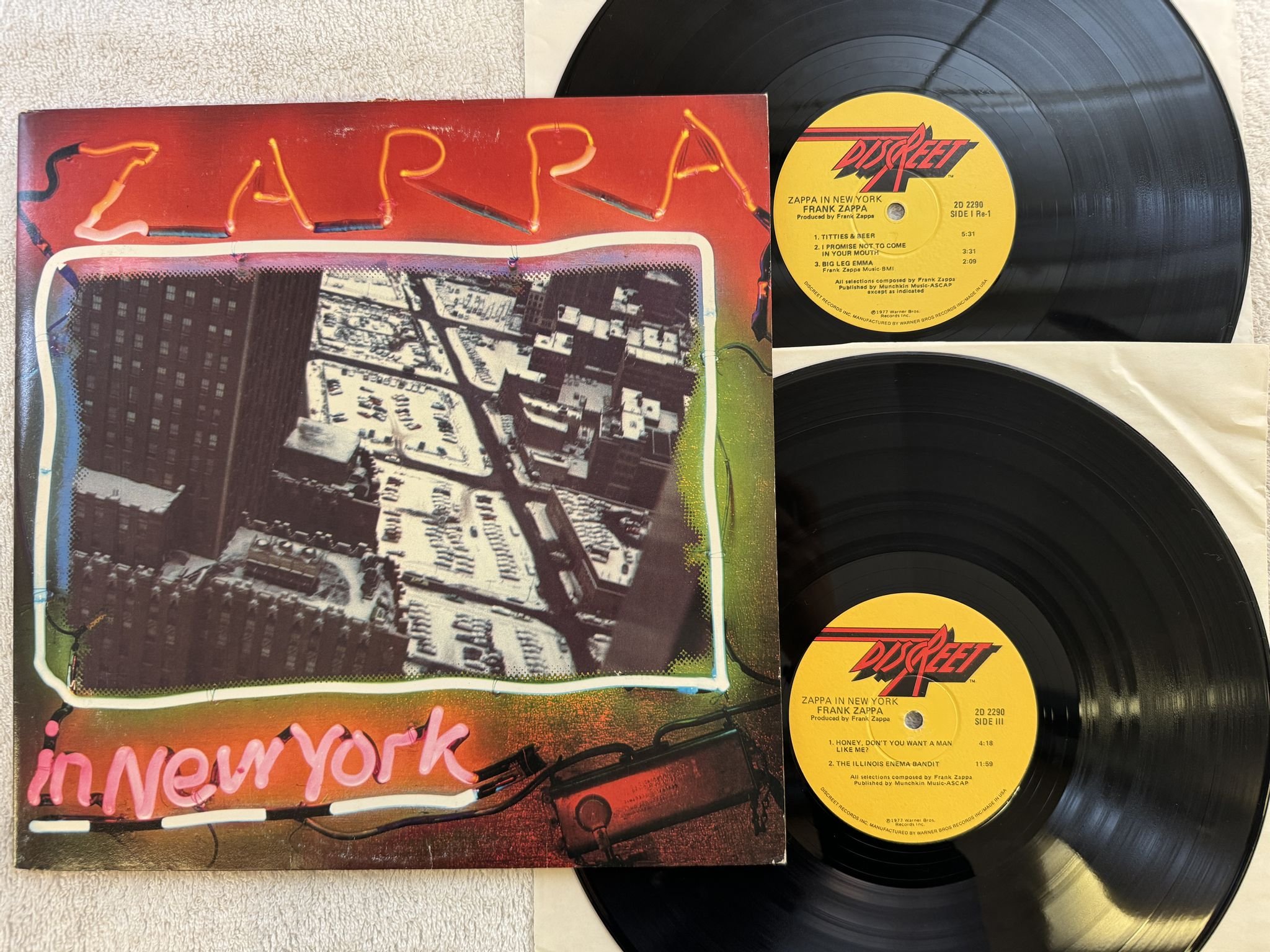 Omslagsbild för skivan FRANK ZAPPA Zappa in New York 2xLP -77 US DISCREET 2D 2290