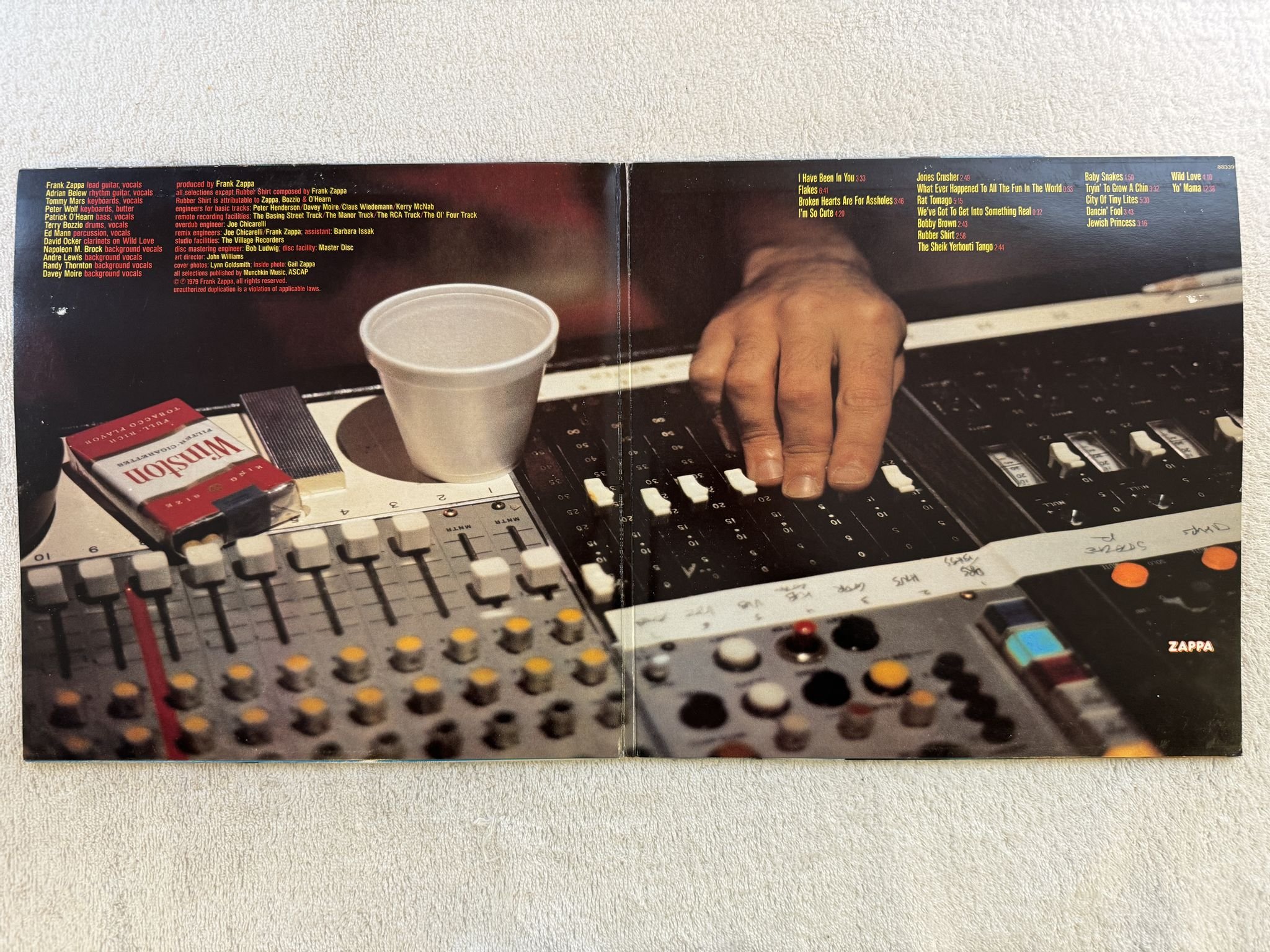 Omslagsbild för skivan FRANK ZAPPA sheik yerbouti 2xLP -79 Hol CBS 88339
