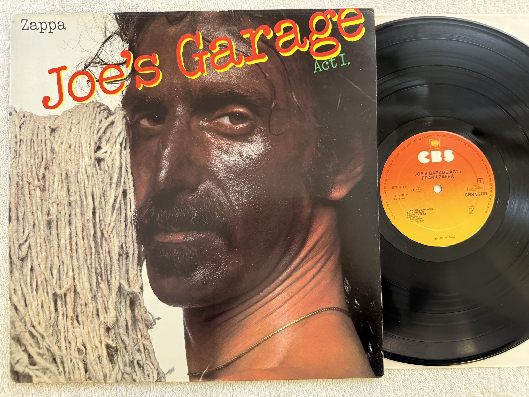 Omslagsbild för skivan FRANK ZAPPA Joe's garage act I LP -79 Hol CBS 86101