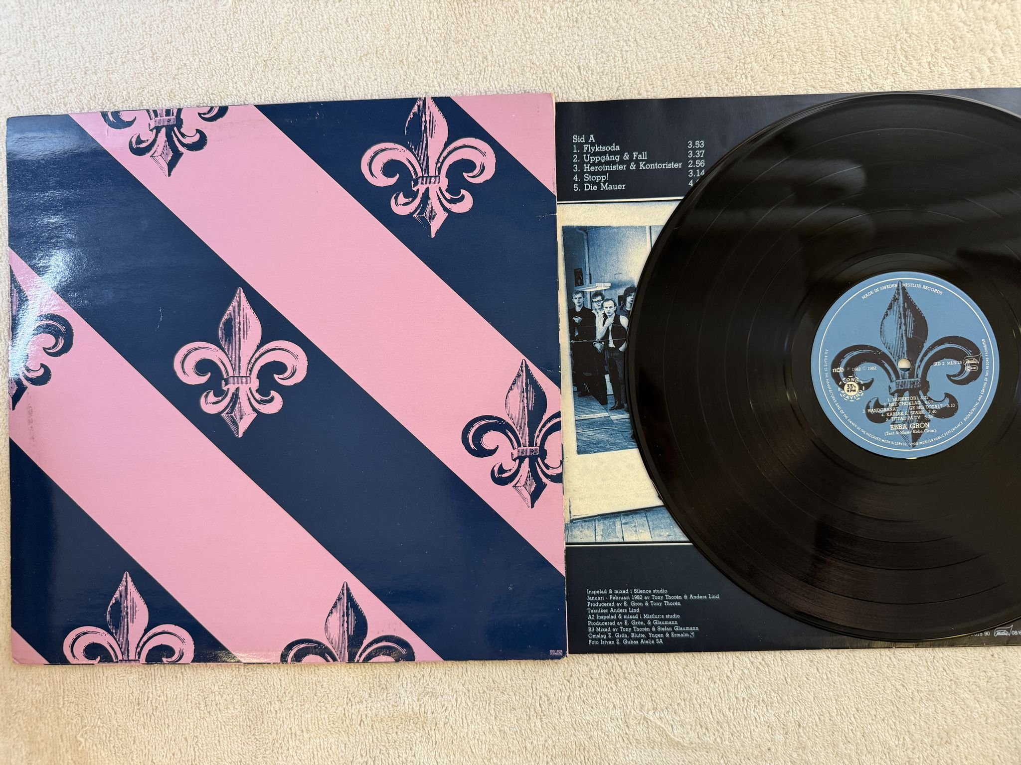 Omslagsbild för skivan EBBA GRÖN s/t LP -82 Swe MISTLUR MLR-25