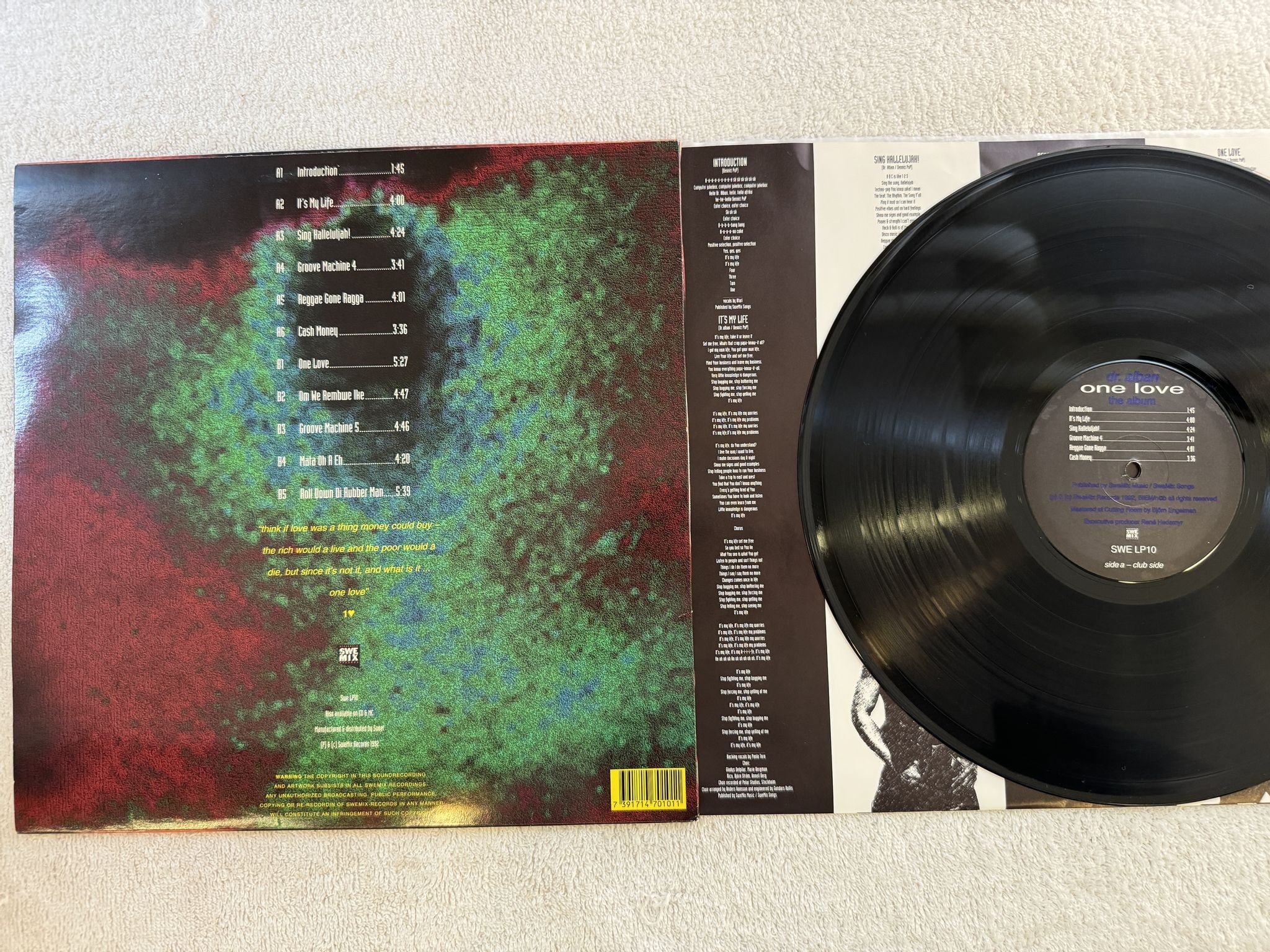 Omslagsbild för skivan DR ALBAN one love LP -92 SWEMIX SWE LP 10