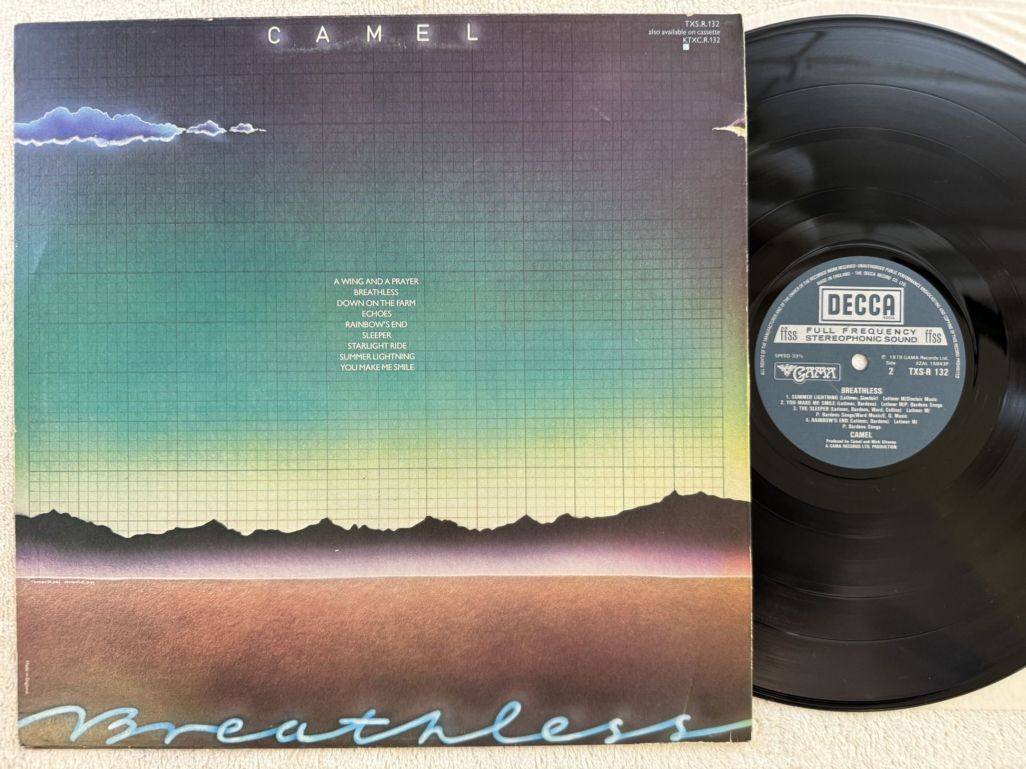 Omslagsbild för skivan CAMEL breathless LP -78 UK DECCA TXS-R 132