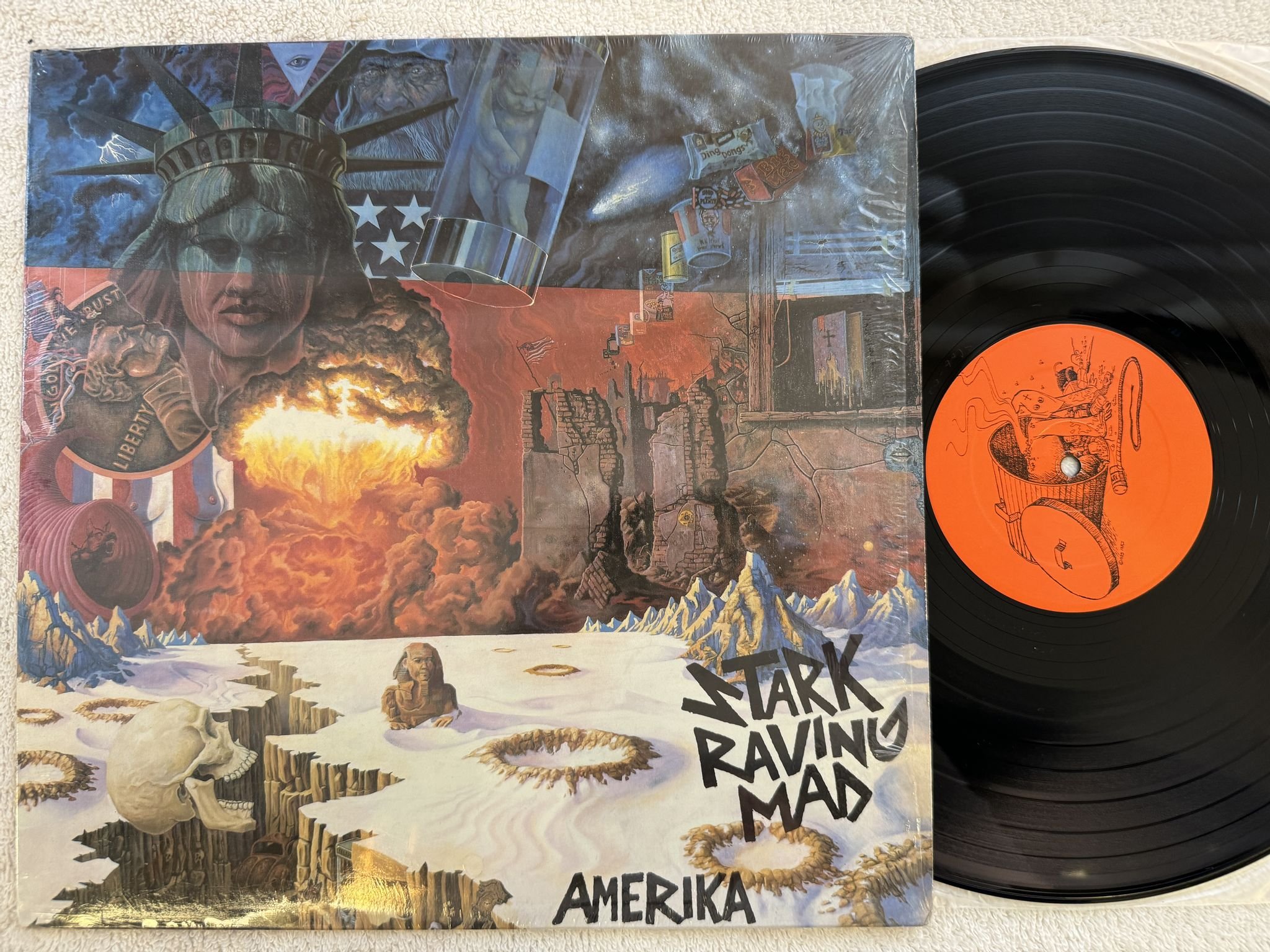 Omslagsbild för skivan STARK RAVING MAD Amerika LP (45rpm) -85 US SLOB 02 *** Hardcore **
