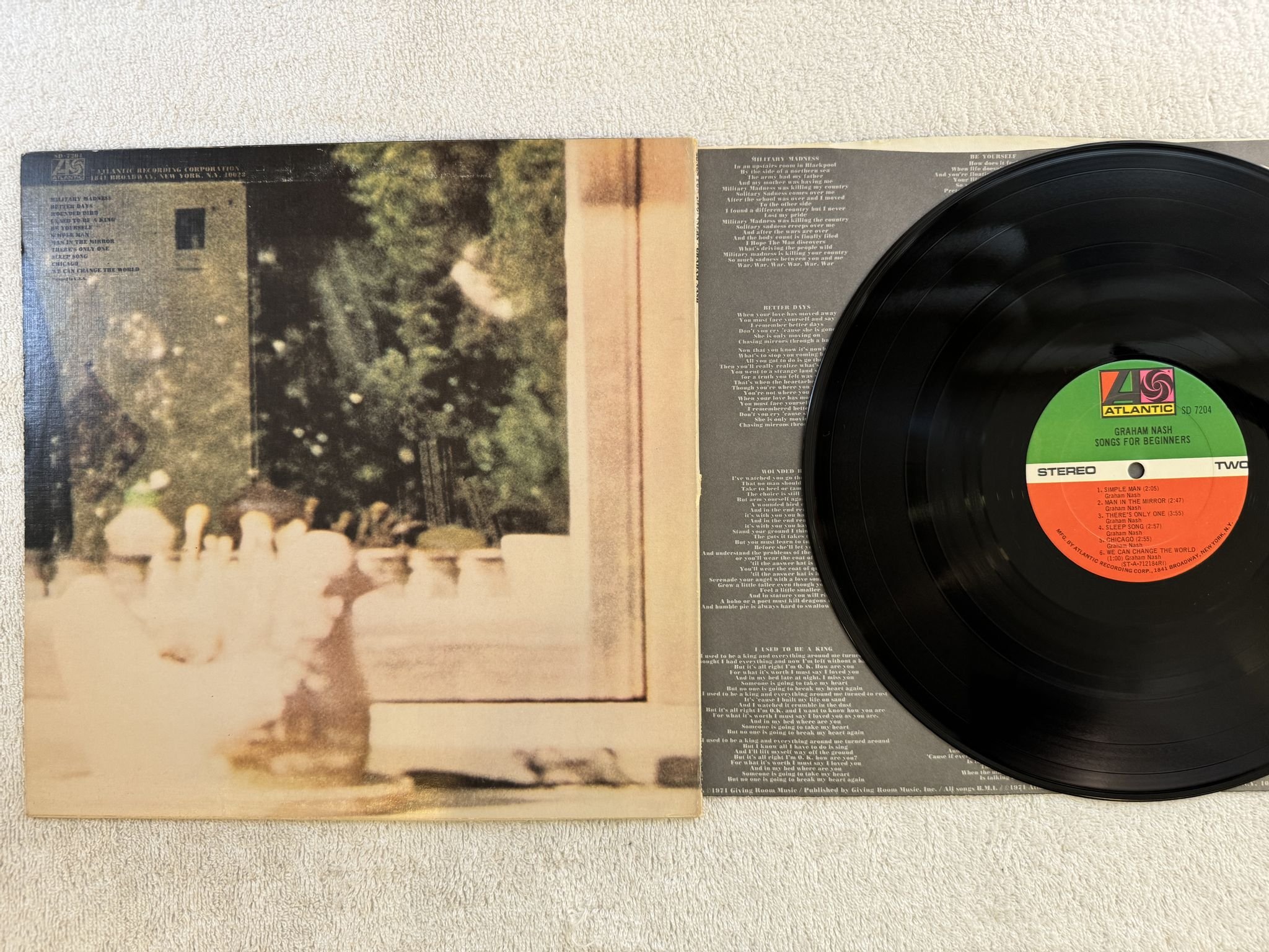 Omslagsbild för skivan GRAHAM NASH songs for beginners LP US ATLANTIC SD 7204