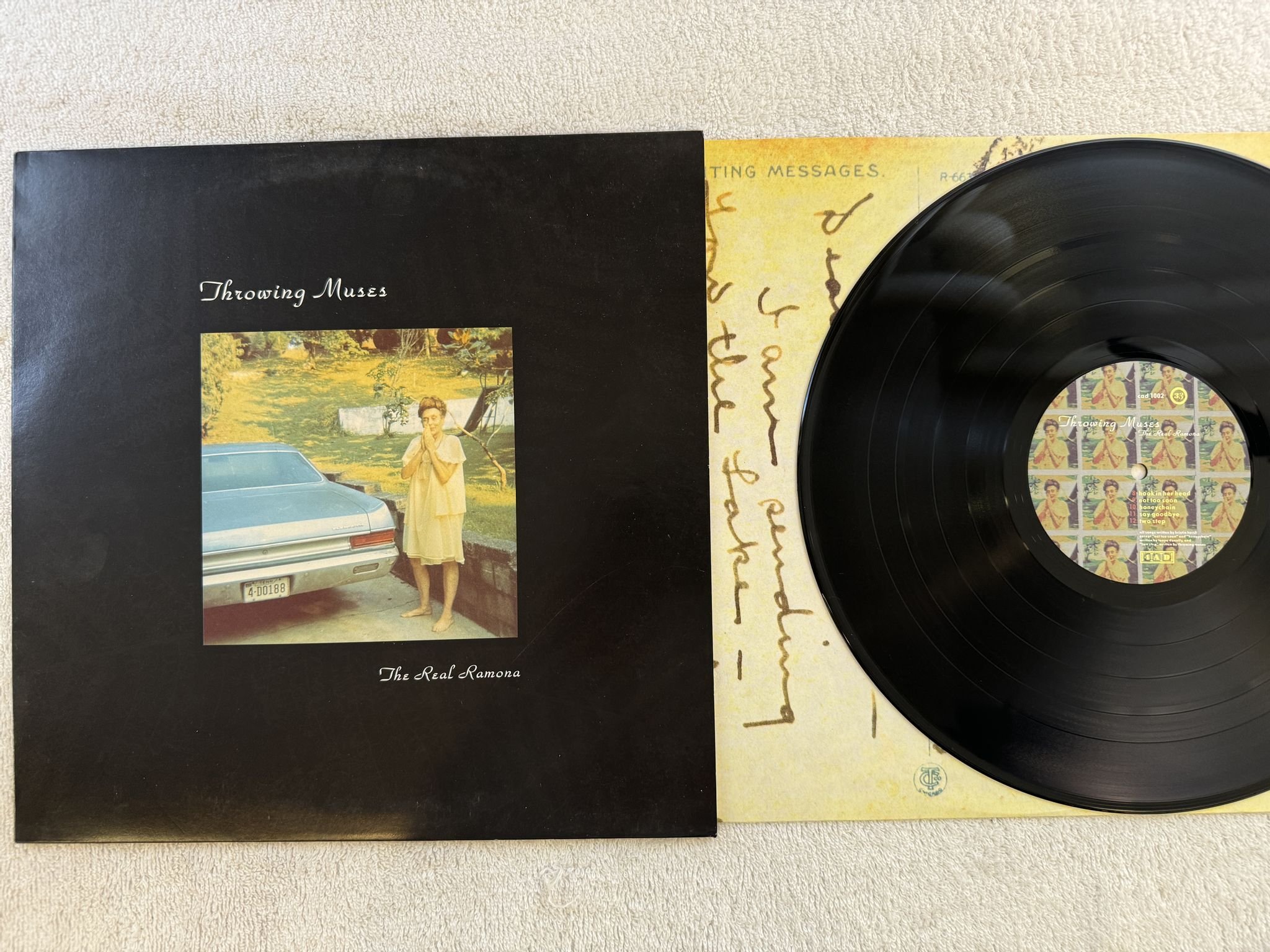 Omslagsbild för skivan THROWING MUSES the real ramona LP -91 UK 4AD cad 1002 ** INDIE ROCK **