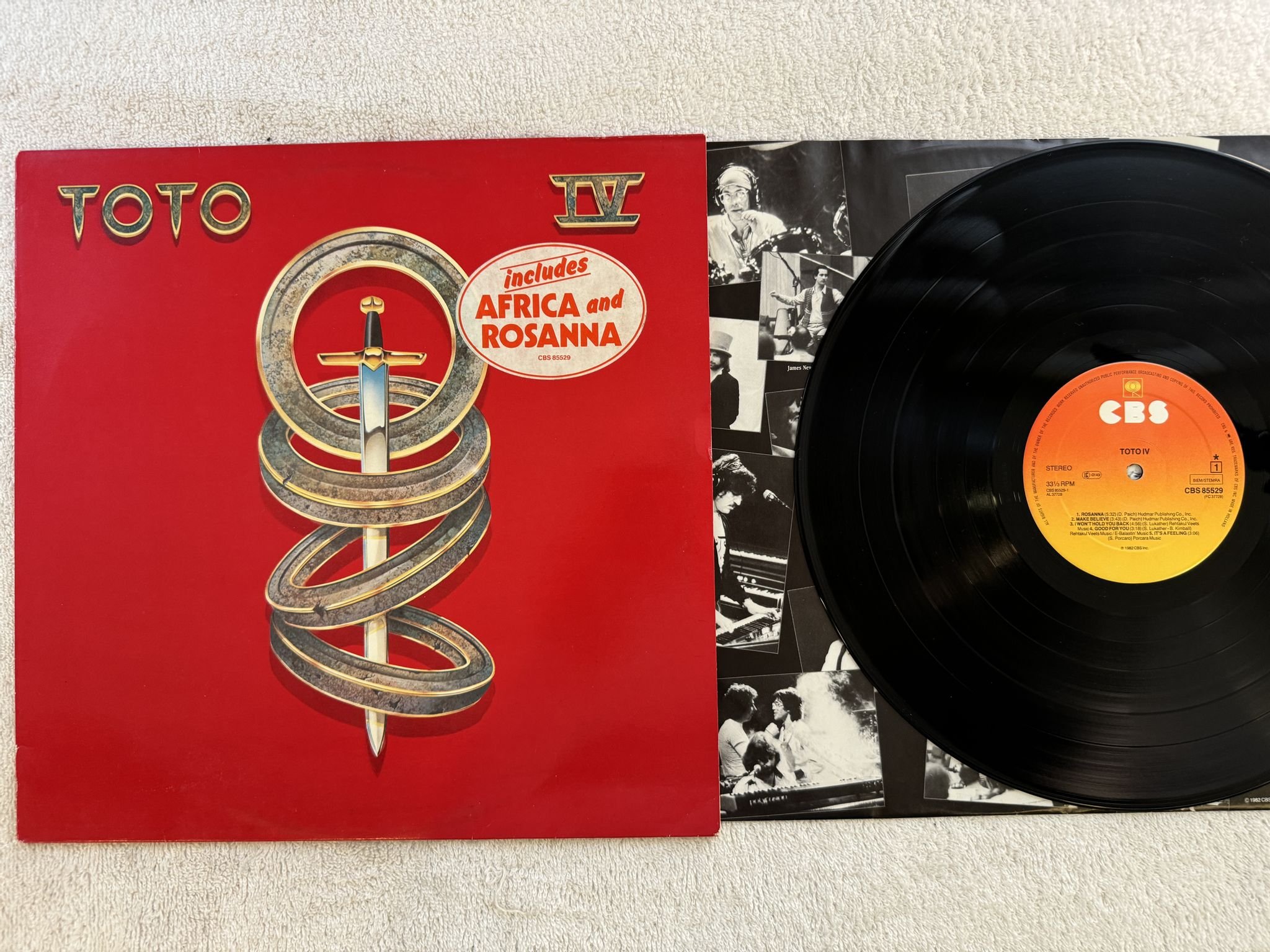 Omslagsbild för skivan TOTO IV LP -82 Hol CBS 85529 *** CLASSIC ***