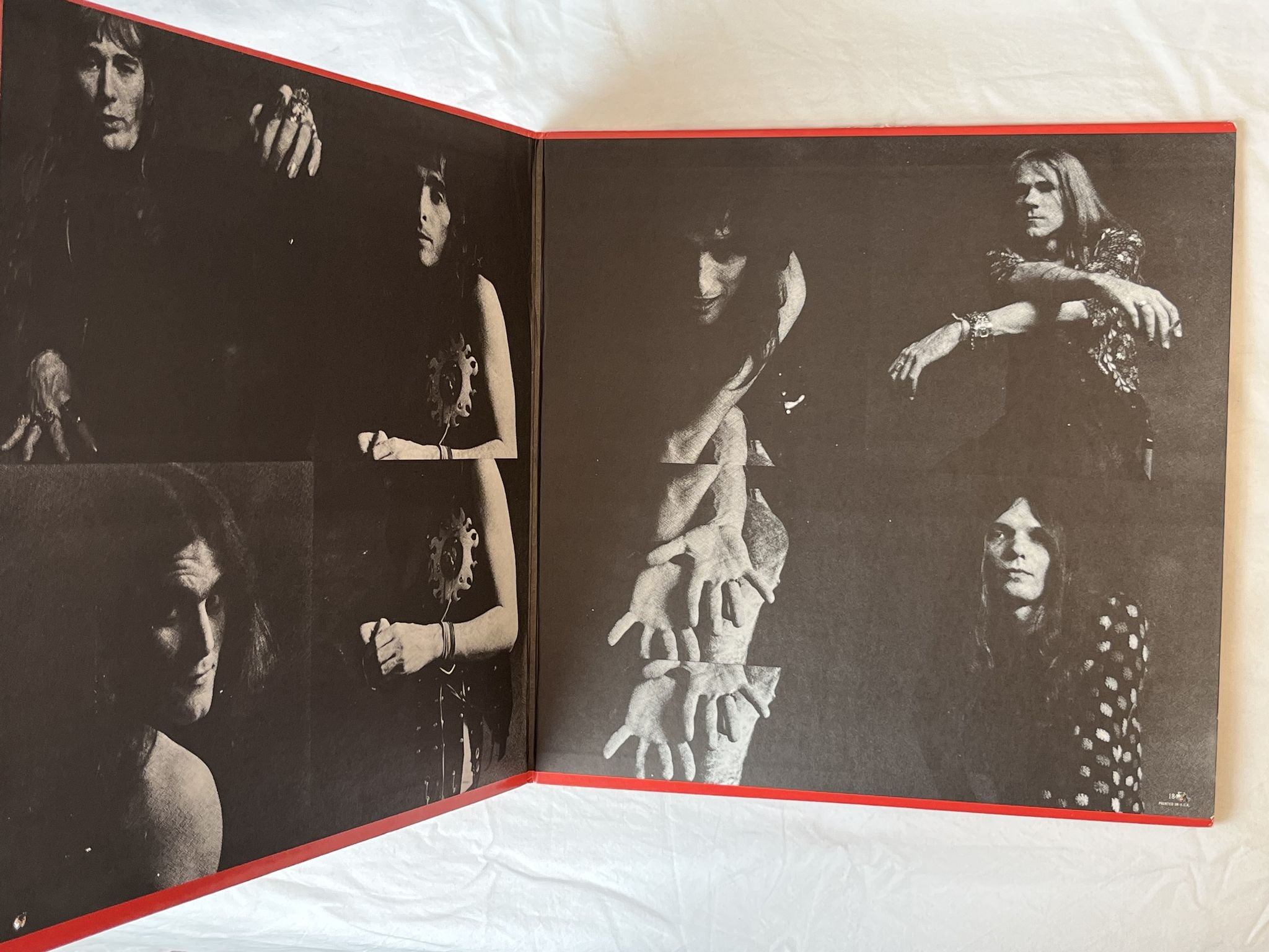 Omslagsbild för skivan ALICE COOPER easy action LP re US WARNER BROS WS 1845