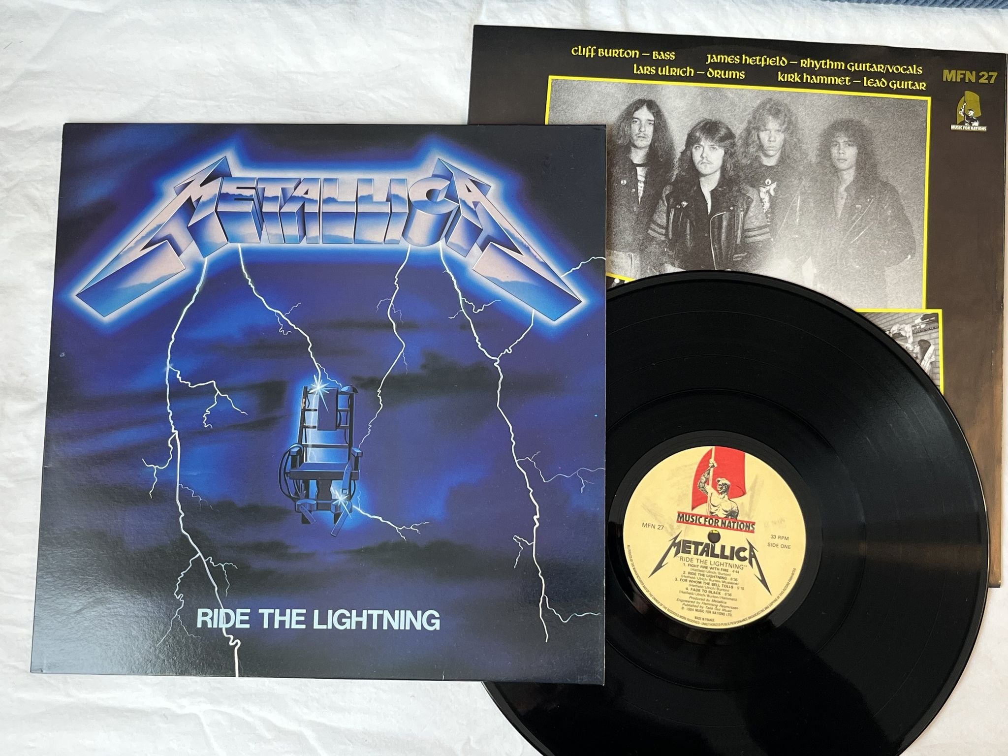 Omslagsbild för skivan METALLICA ride the lightning LP -84 UK MUSIC FOR NATIONS MFN 27