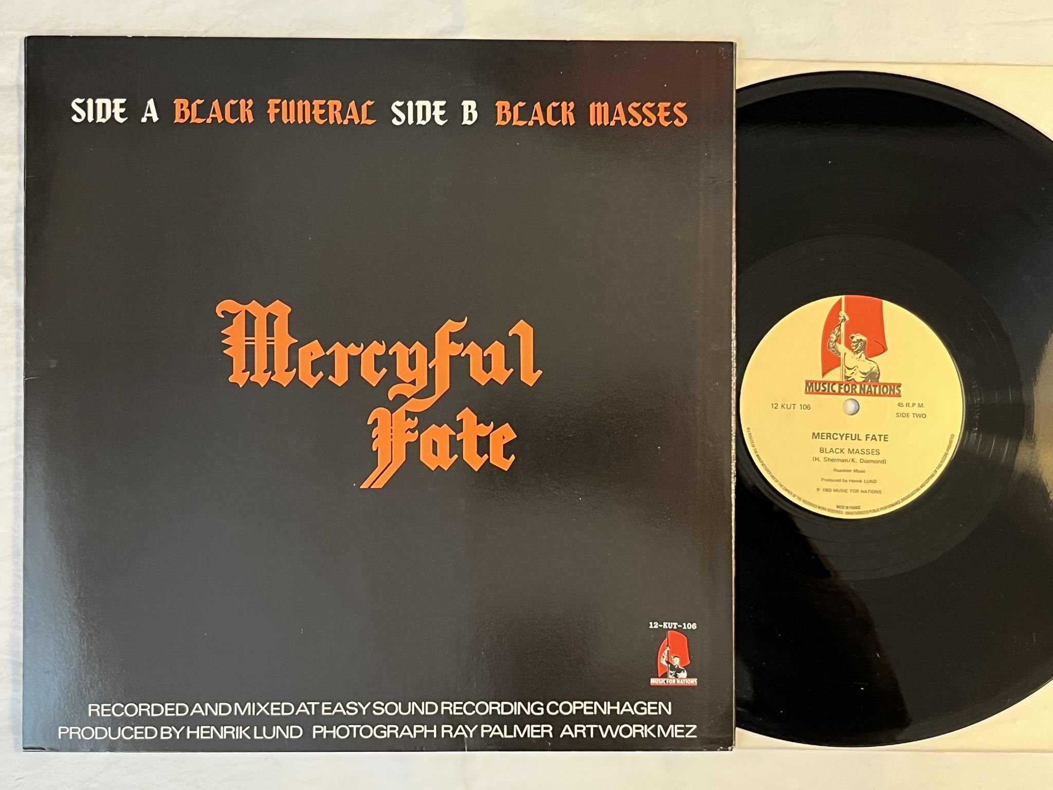 Omslagsbild för skivan MERCYFUL FATE black funeral 12" -83 UK MUSIC FOR NATIONS 12 KUT 106