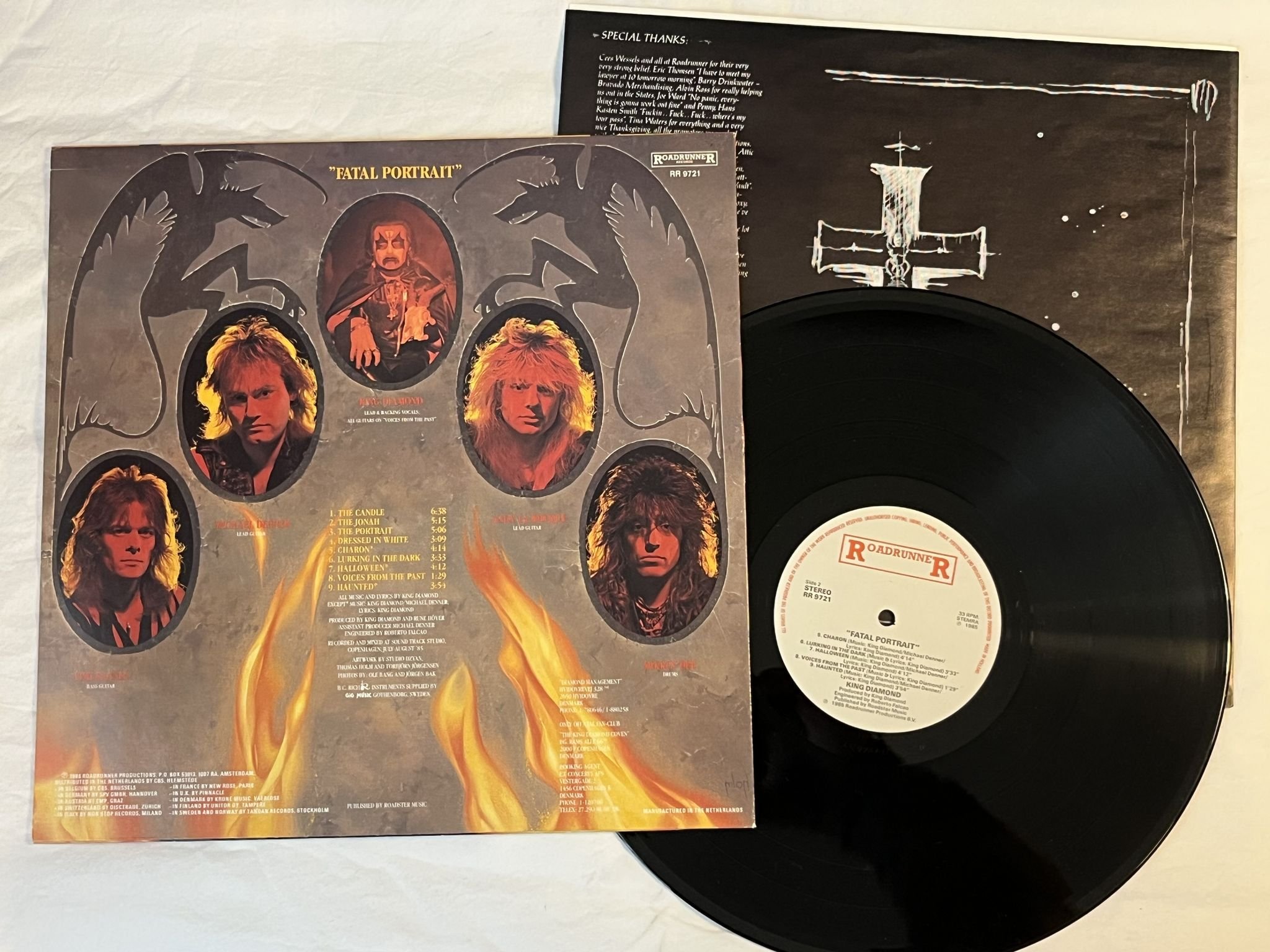 Omslagsbild för skivan KING DIAMOND fatal portrait LP -85 Hol ROADRUNNER RR 9721