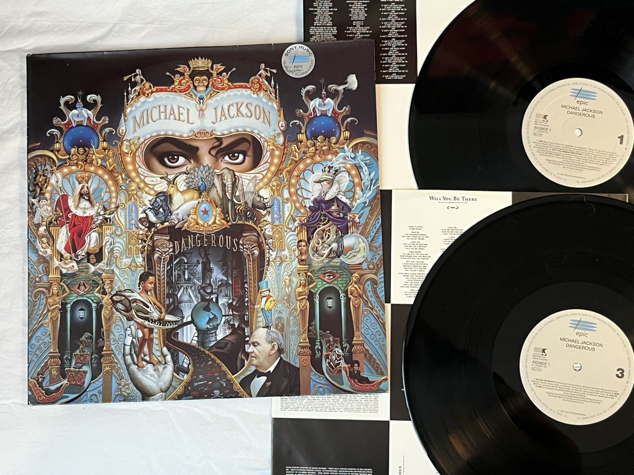 Omslagsbild för skivan MICHAEL JACKSON dangerous 2xLP -91 Hol EPIC 4658021