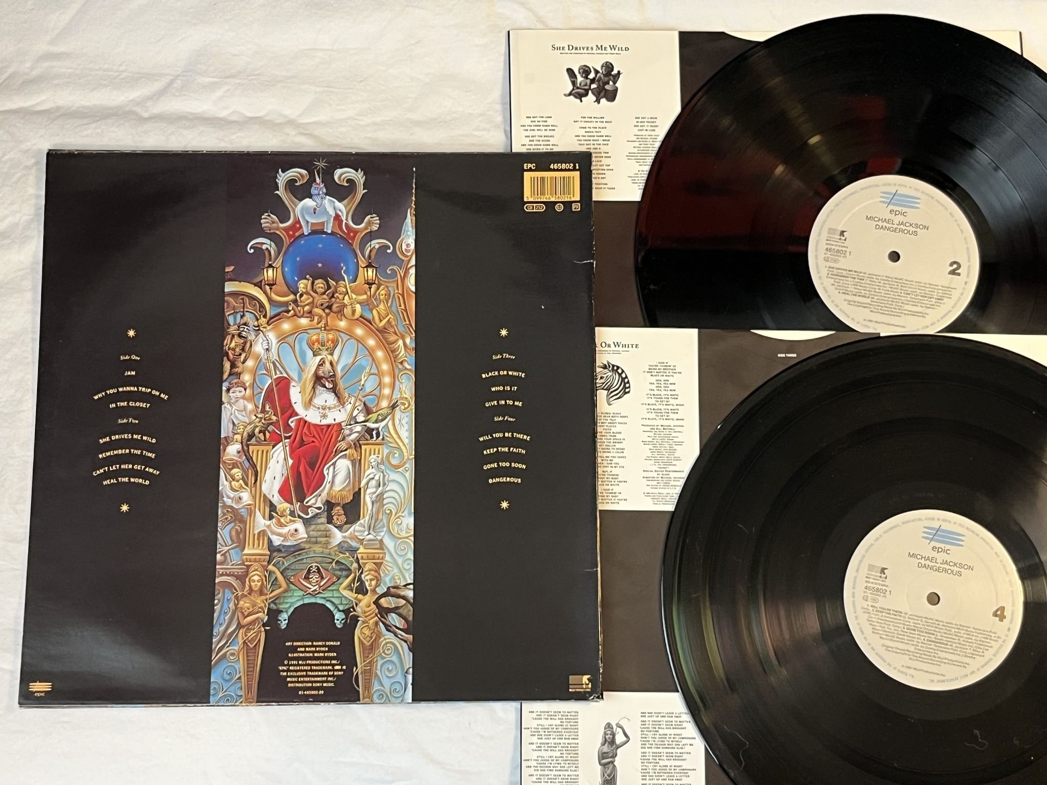 Omslagsbild för skivan MICHAEL JACKSON dangerous 2xLP -91 Hol EPIC 4658021