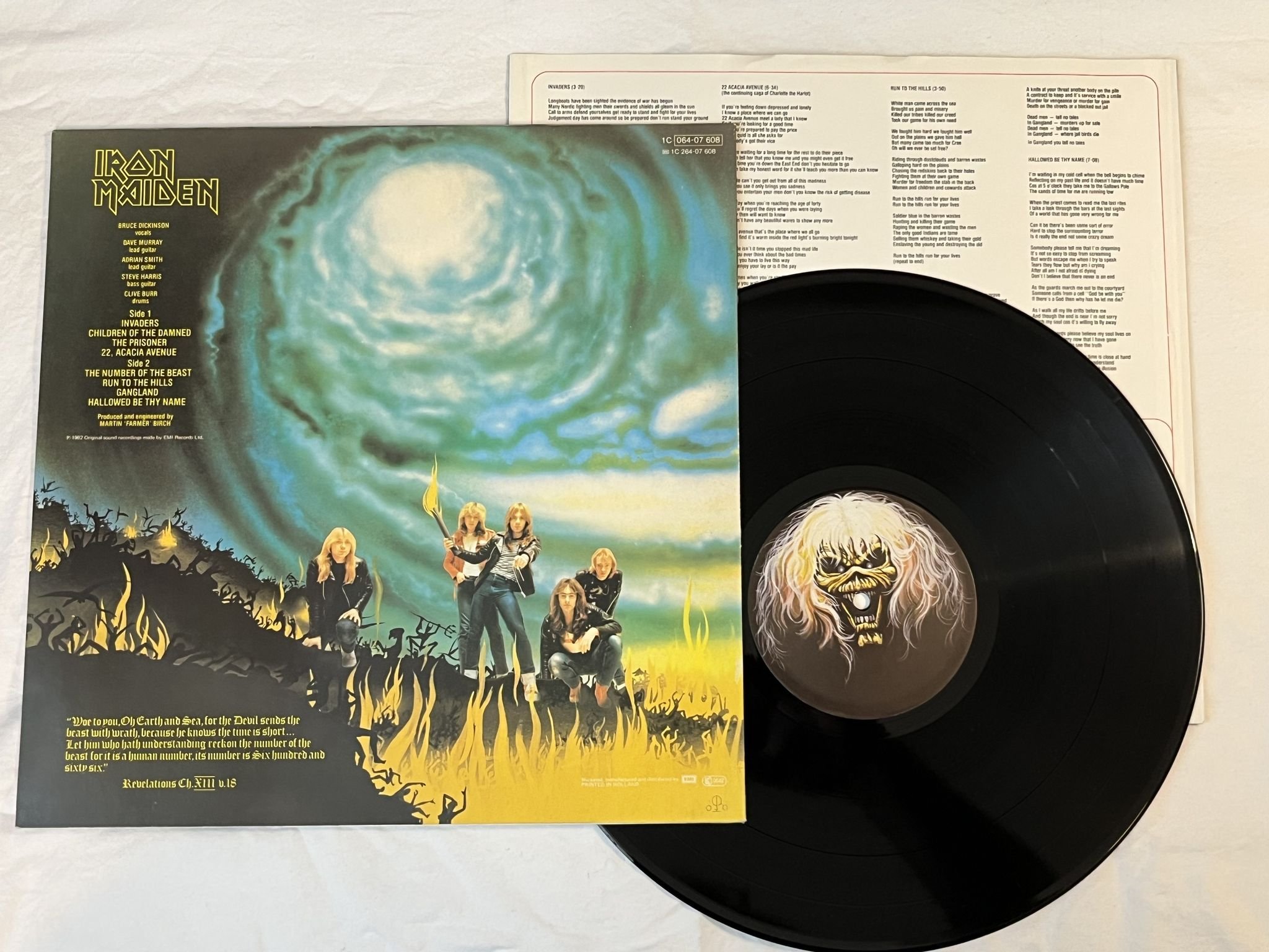Omslagsbild för skivan IRON MAIDEN The Number Of The Beast LP -82 Hol EMI 1A 064-07608