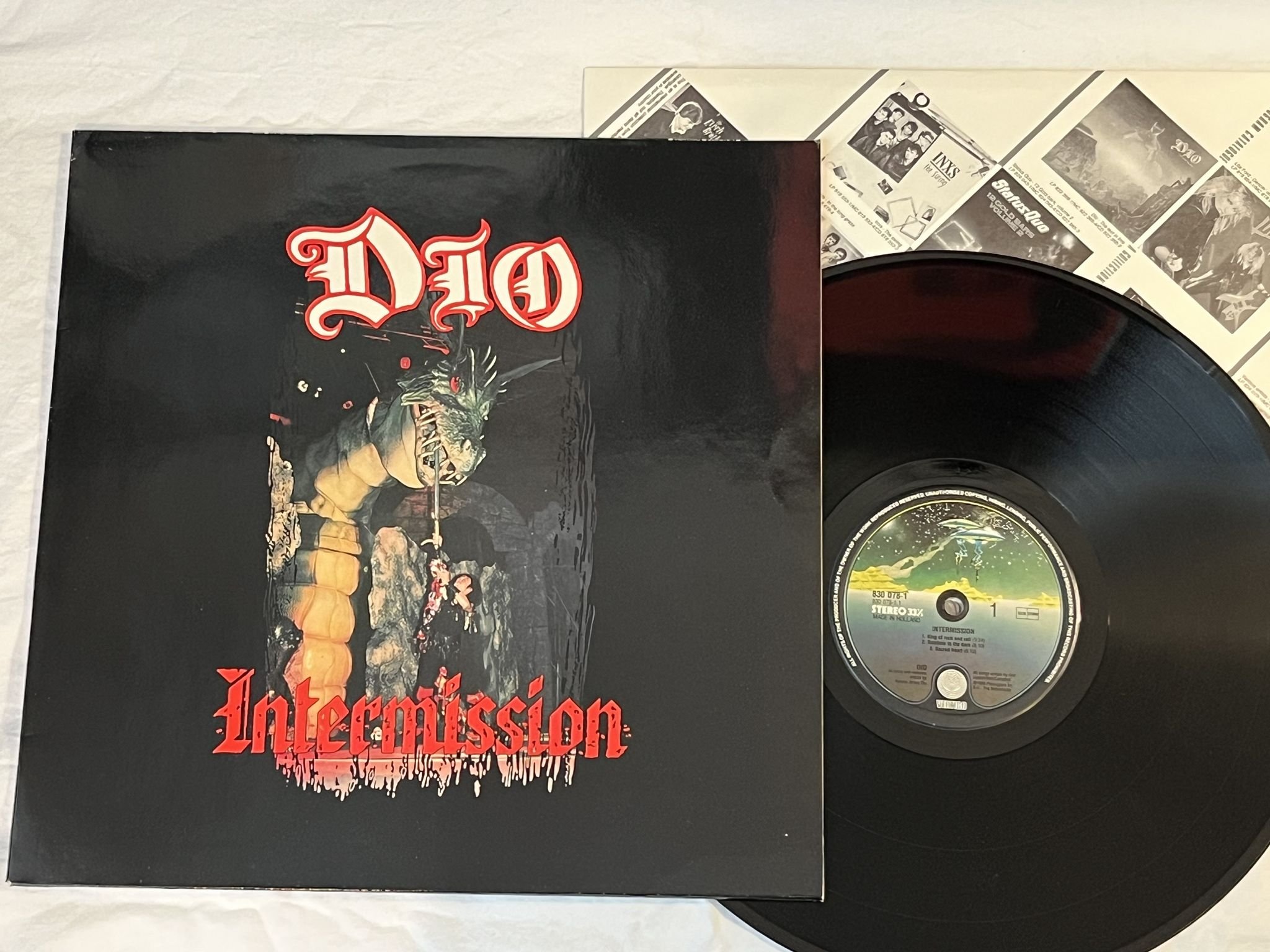Omslagsbild för skivan DIO intermission LP mini-album -86 VERTIGO 830 078-1