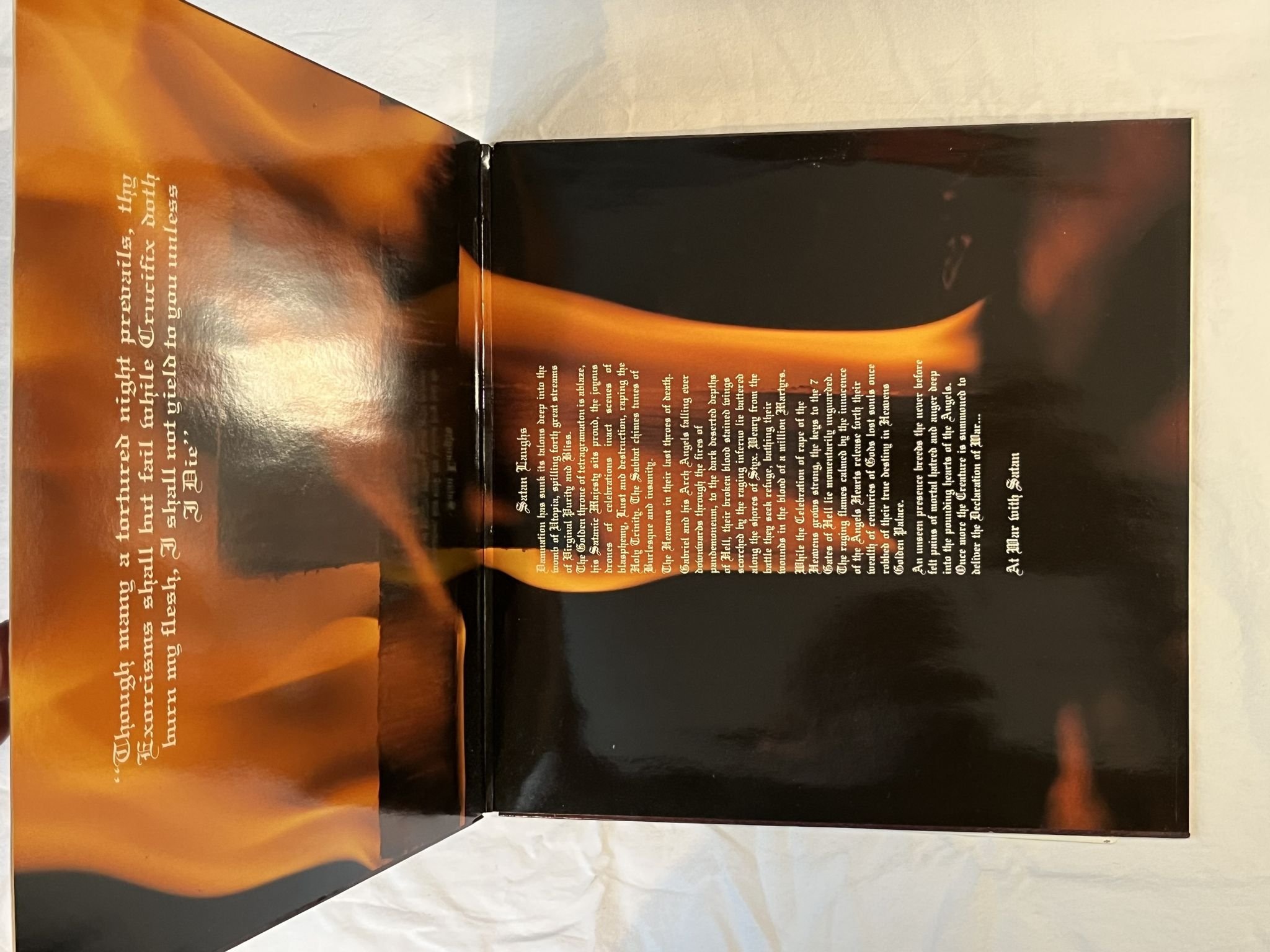 Omslagsbild för skivan VENOM at war with satan LP -84 ncb NEAT RECORDS NEAT 1015