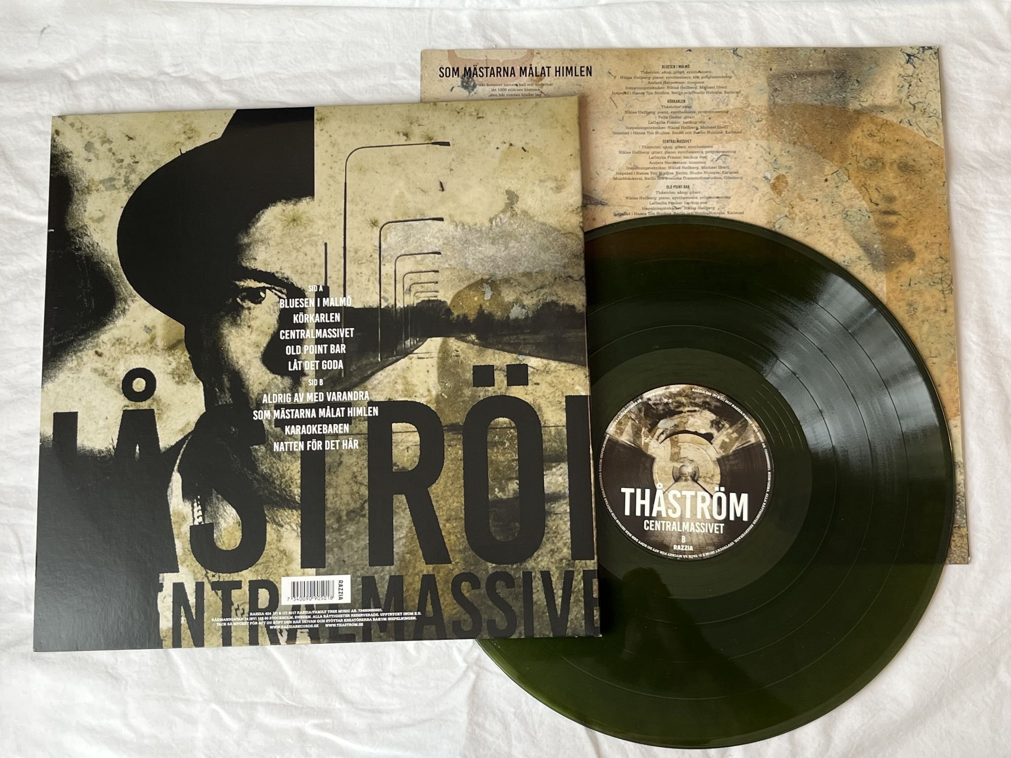 Omslagsbild för skivan THÅSTRÖM Centralmassivet LP 2017 RAZZIA 424 *** GREEN VINYL ***