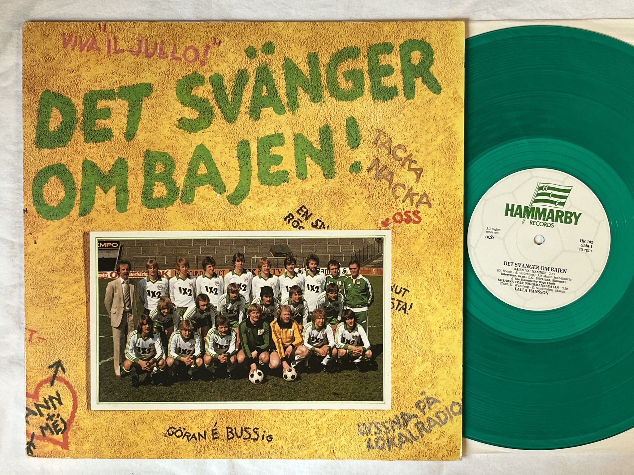 Omslagsbild för skivan LALLA HANSSON det svänger om Bajen! LP HAMMARBY RECORDS HR 102 ** GRÖN VINYL **