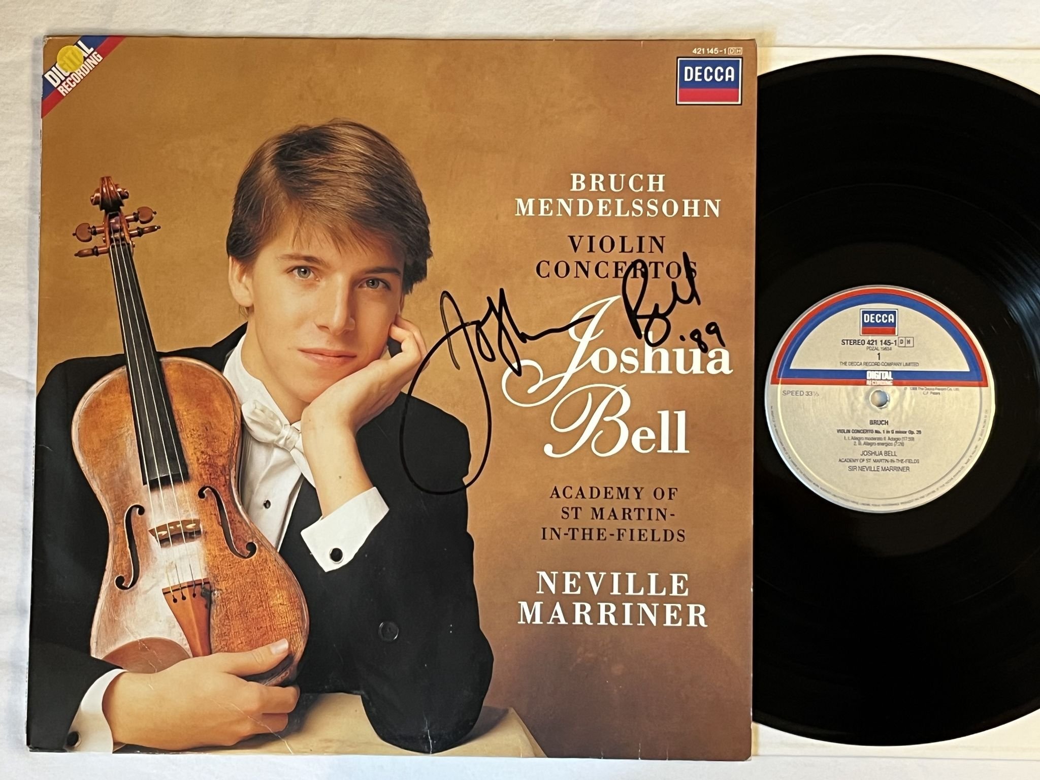 Omslagsbild för skivan JOSHUA BELL Bruch Mendelssohn: violin concerto LP -88 Hol DECCA **SIGNED **
