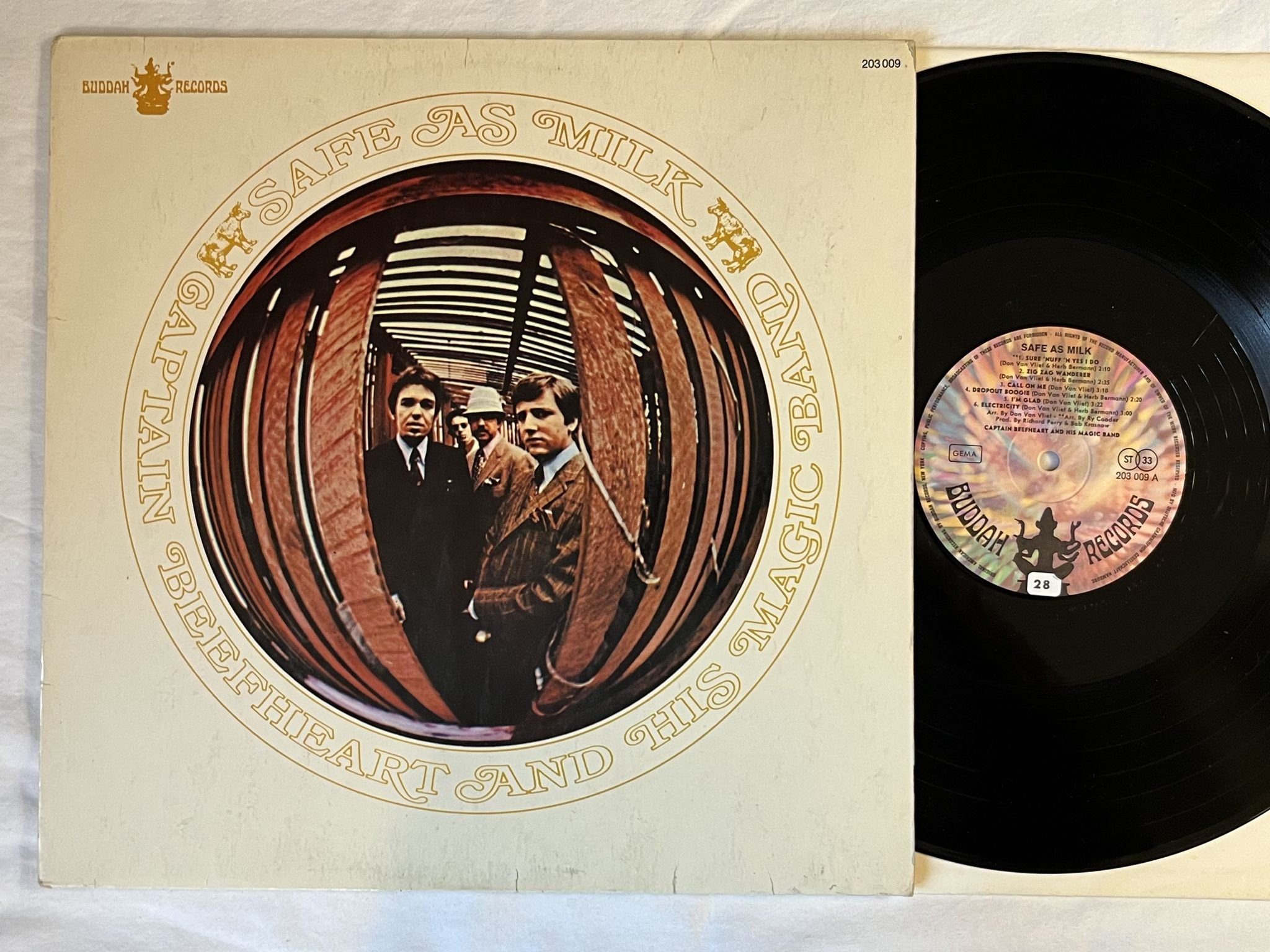 Omslagsbild för skivan CAPTAIN BEEFHEART & HIS MAGIC BAND safe as milk LP -68 Ger BUDDAH 203009