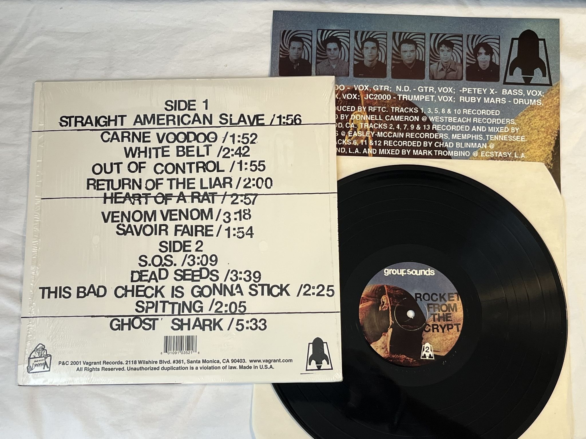 Omslagsbild för skivan ROCKET FROM THE CRYPT Group Sounds LP 2001 US vagrant vr352