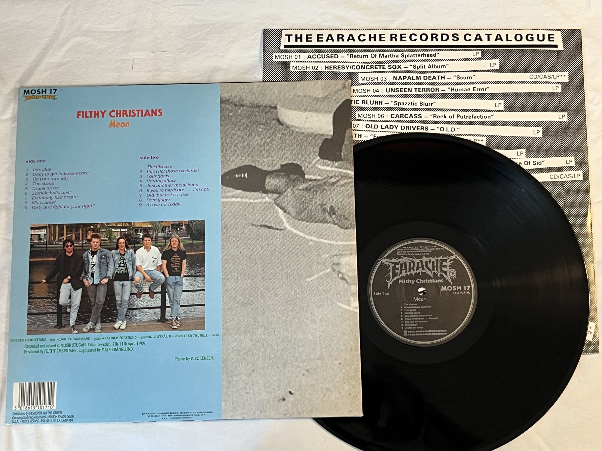 Omslagsbild för skivan FILTHY CHRISTIANS mean LP -90 UK EARACHE MOSH 17