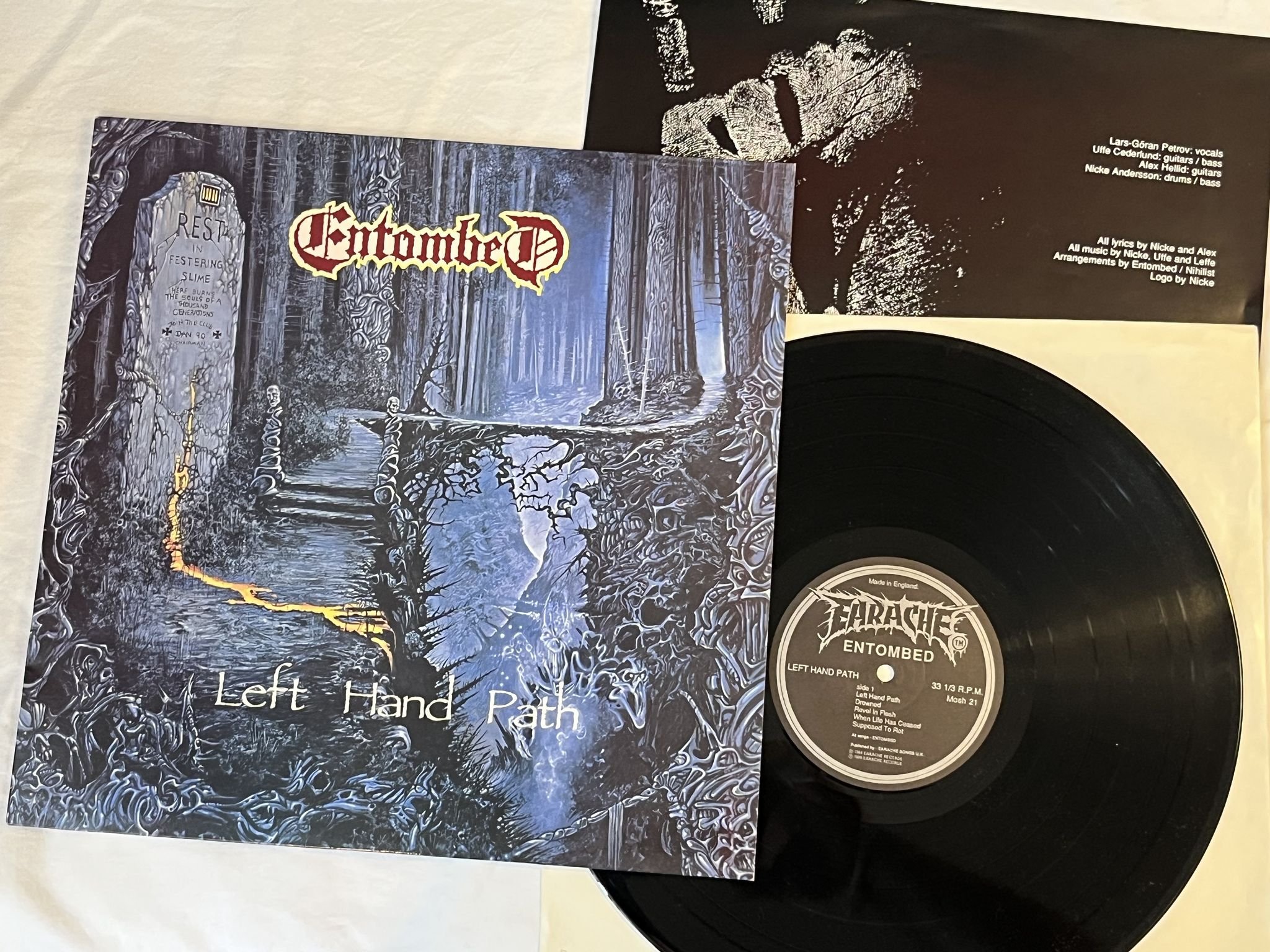 Omslagsbild för skivan ENTOMBED Left Hand Path LP -90 EARACHE Mosh 21 *** RARE DEATH METAL ***