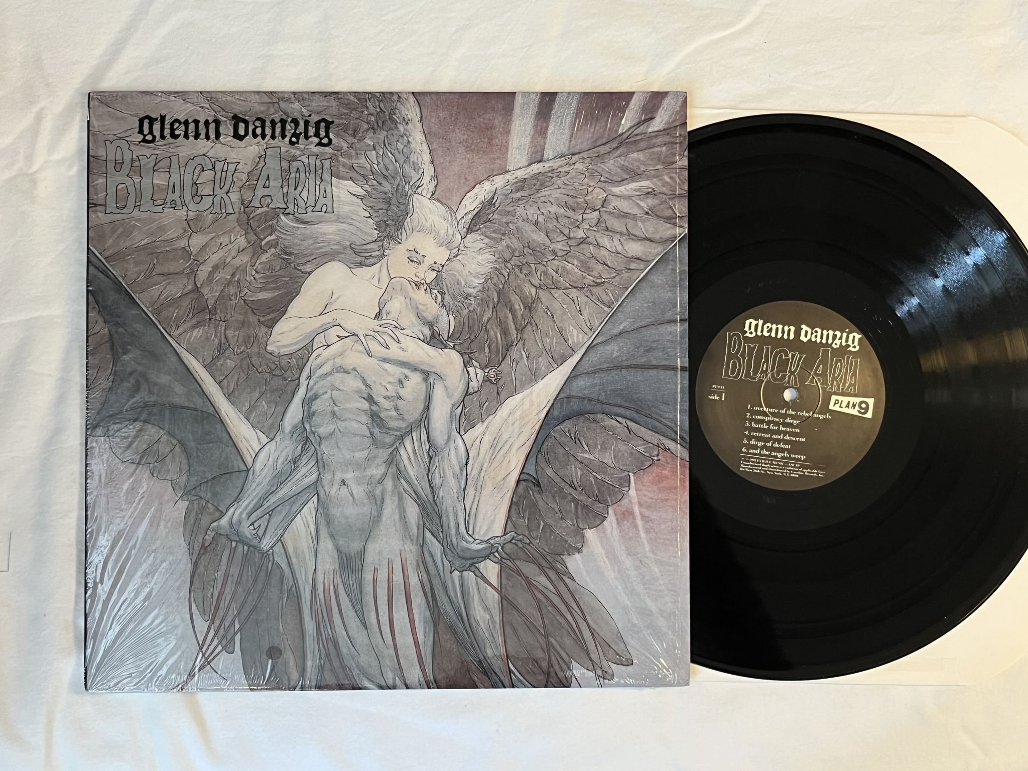 Omslagsbild för skivan GLENN DANZIG black aria LP -92 US PLAN 9 PL9-11 *** DARK AMBIENT ***