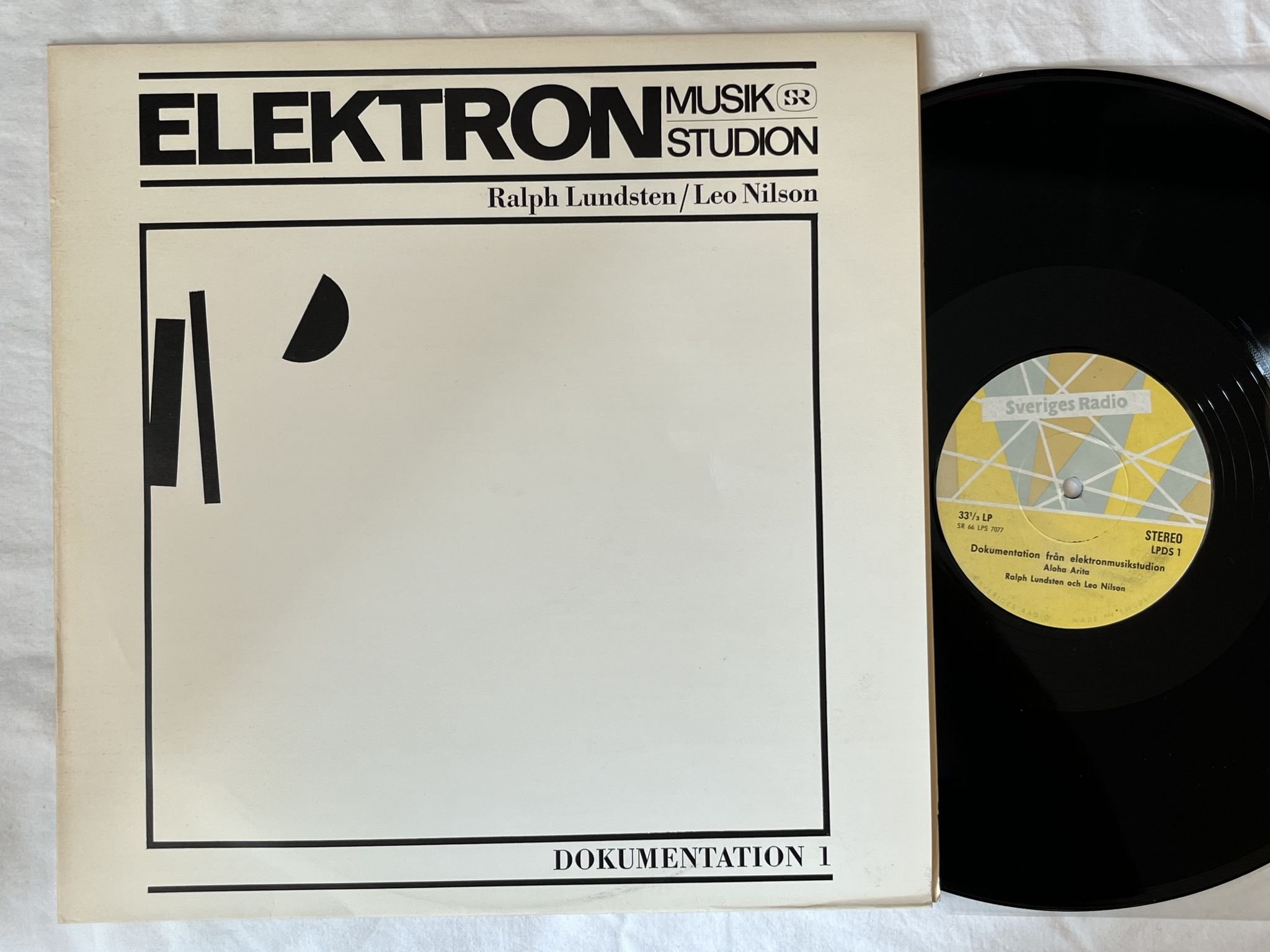 Omslagsbild för skivan RALPH LUNDSTEN Elektronmusikstudion LP -66 SVERIGES RADIO LPDS 1