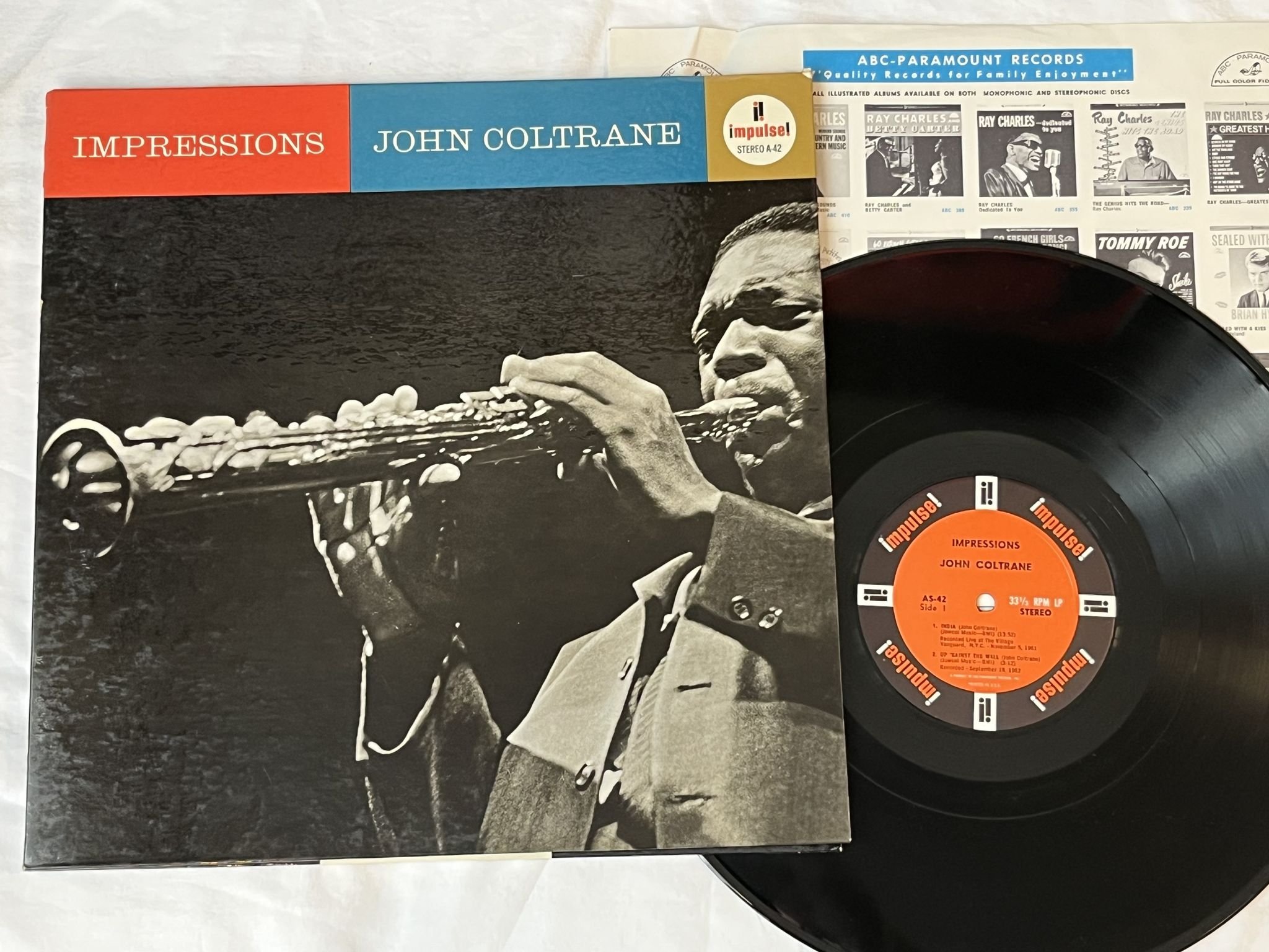 Omslagsbild för skivan JOHN COLTRANE Impressions LP -63 US IMPULSE AS-42